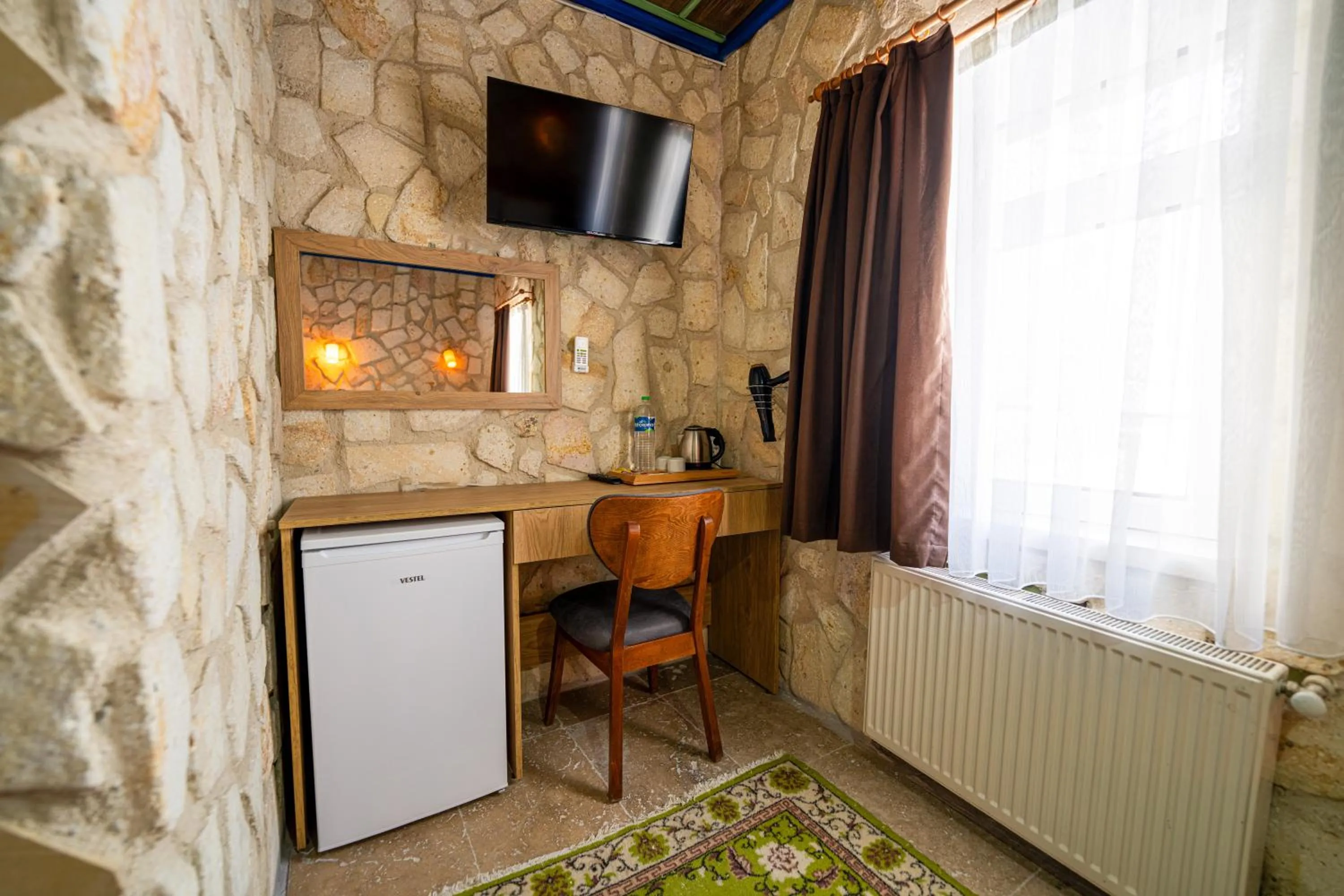 TV and multimedia in hotels crazy horse