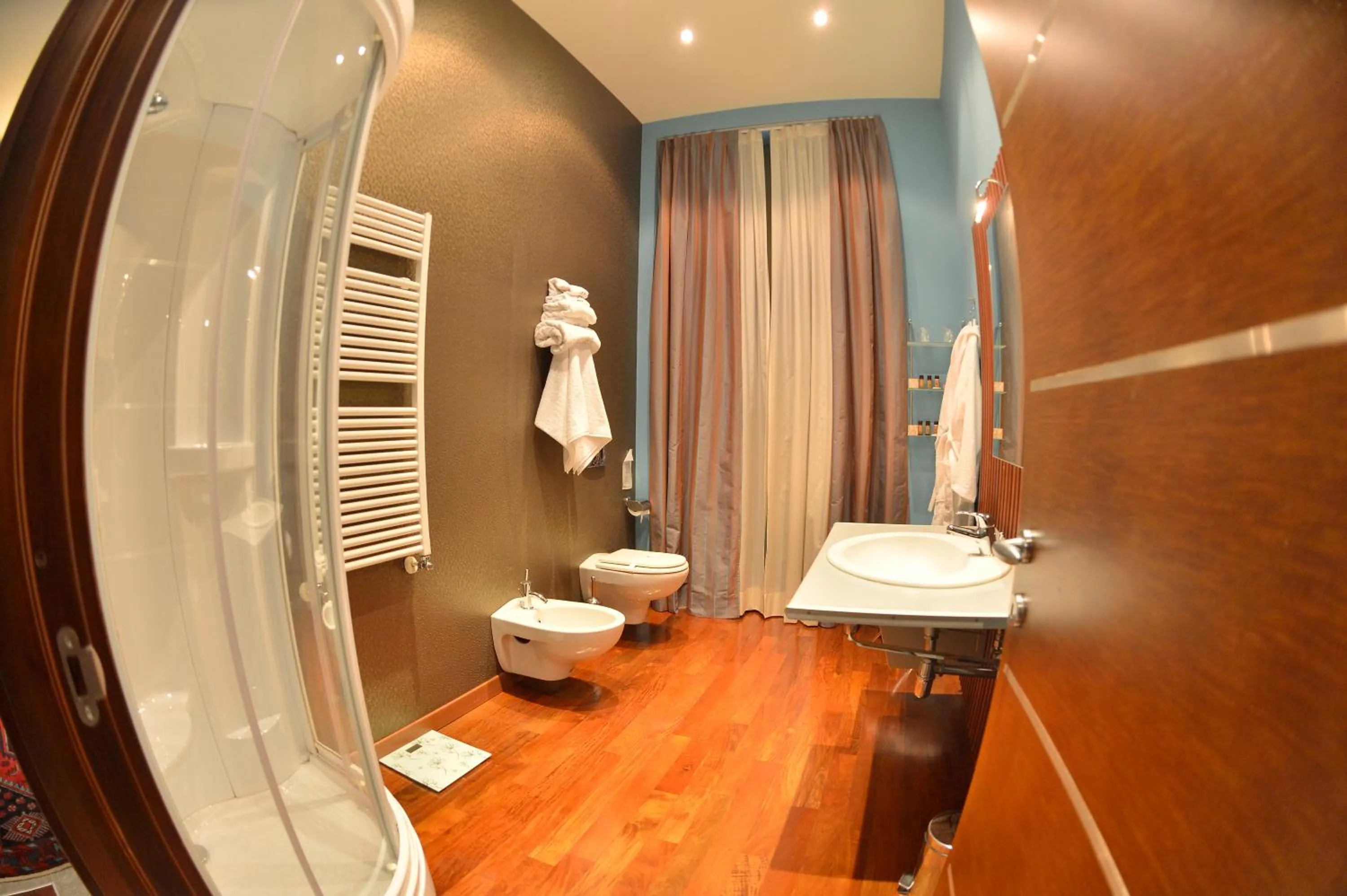 Bathroom in Hotel Dei Pittori