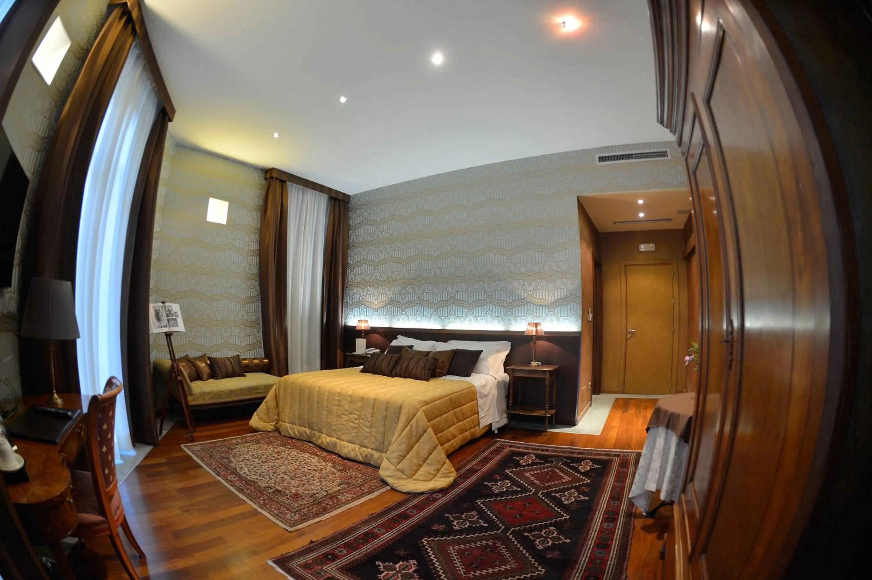 Photo of the whole room, Bed in Hotel Dei Pittori