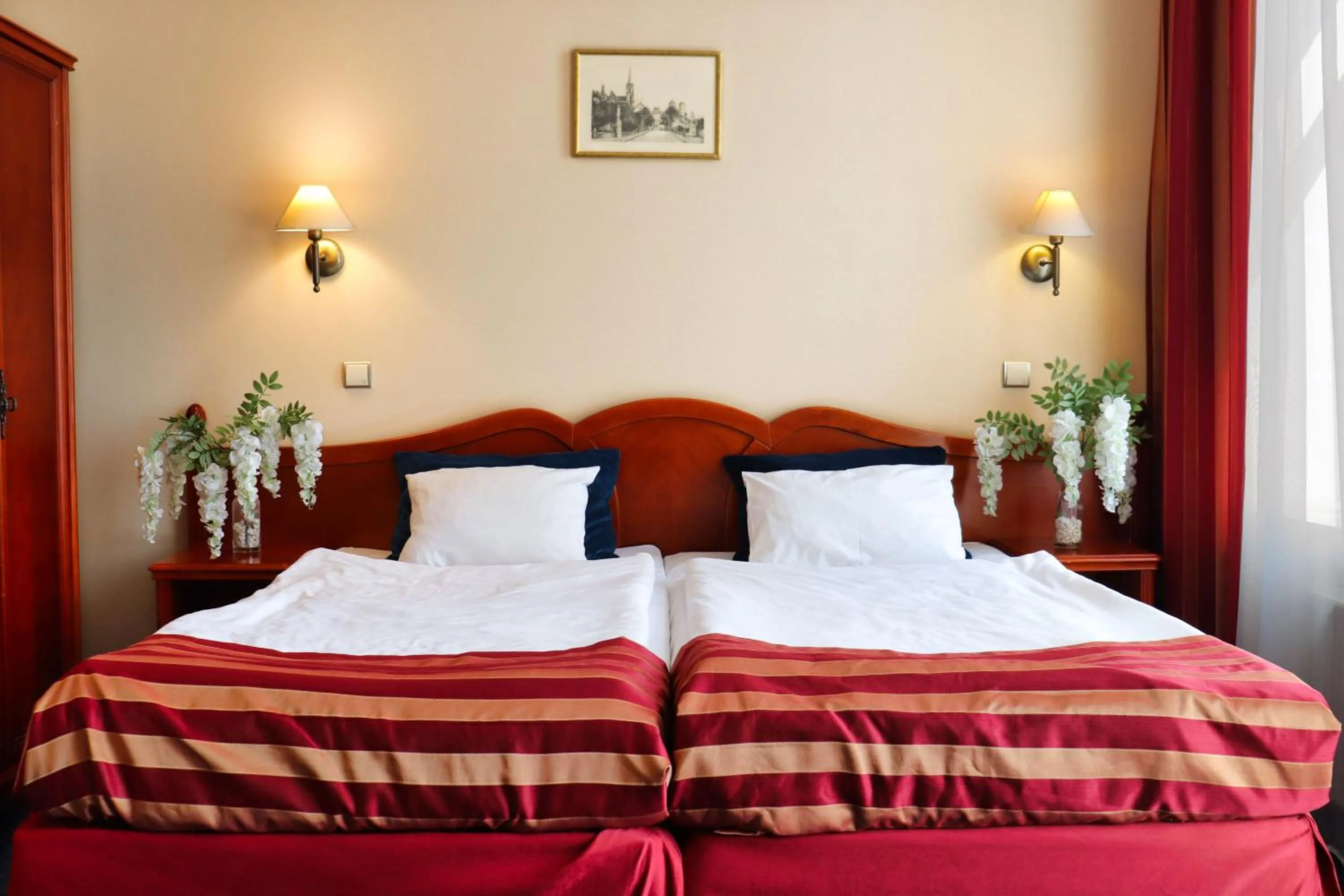 Bedroom, Bed in Hotel Europejski Wrocław Centrum