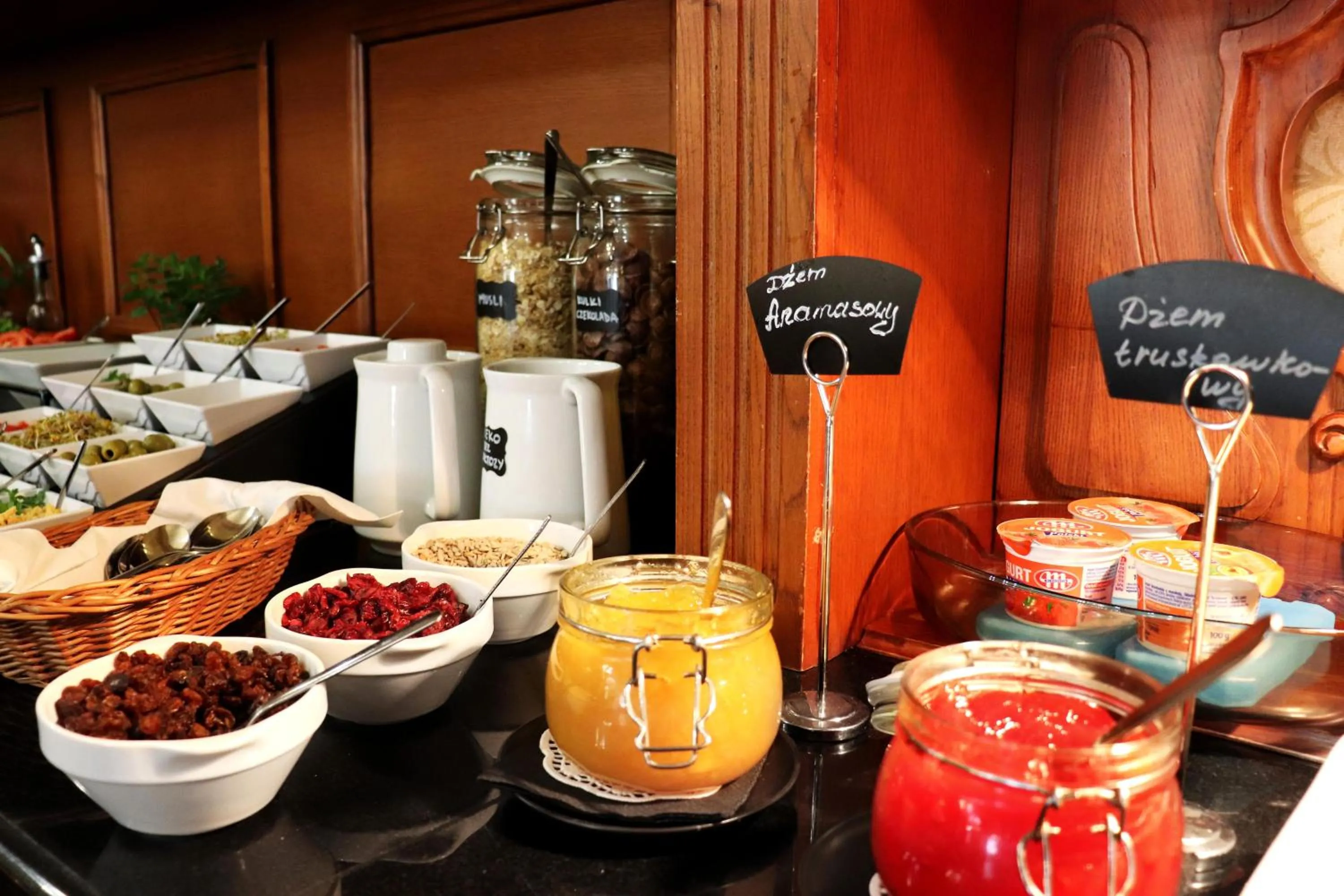 Restaurant/places to eat in Hotel Europejski Wrocław Centrum