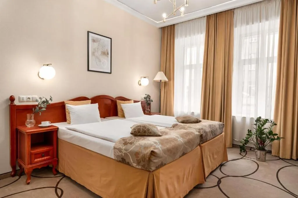 Bedroom, Bed in Hotel Europejski Wrocław Centrum