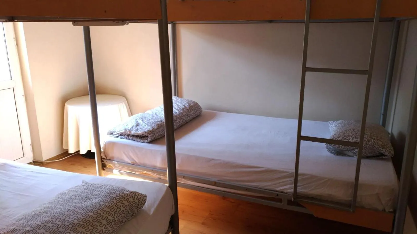 bunk bed in Kevin's Hostel
