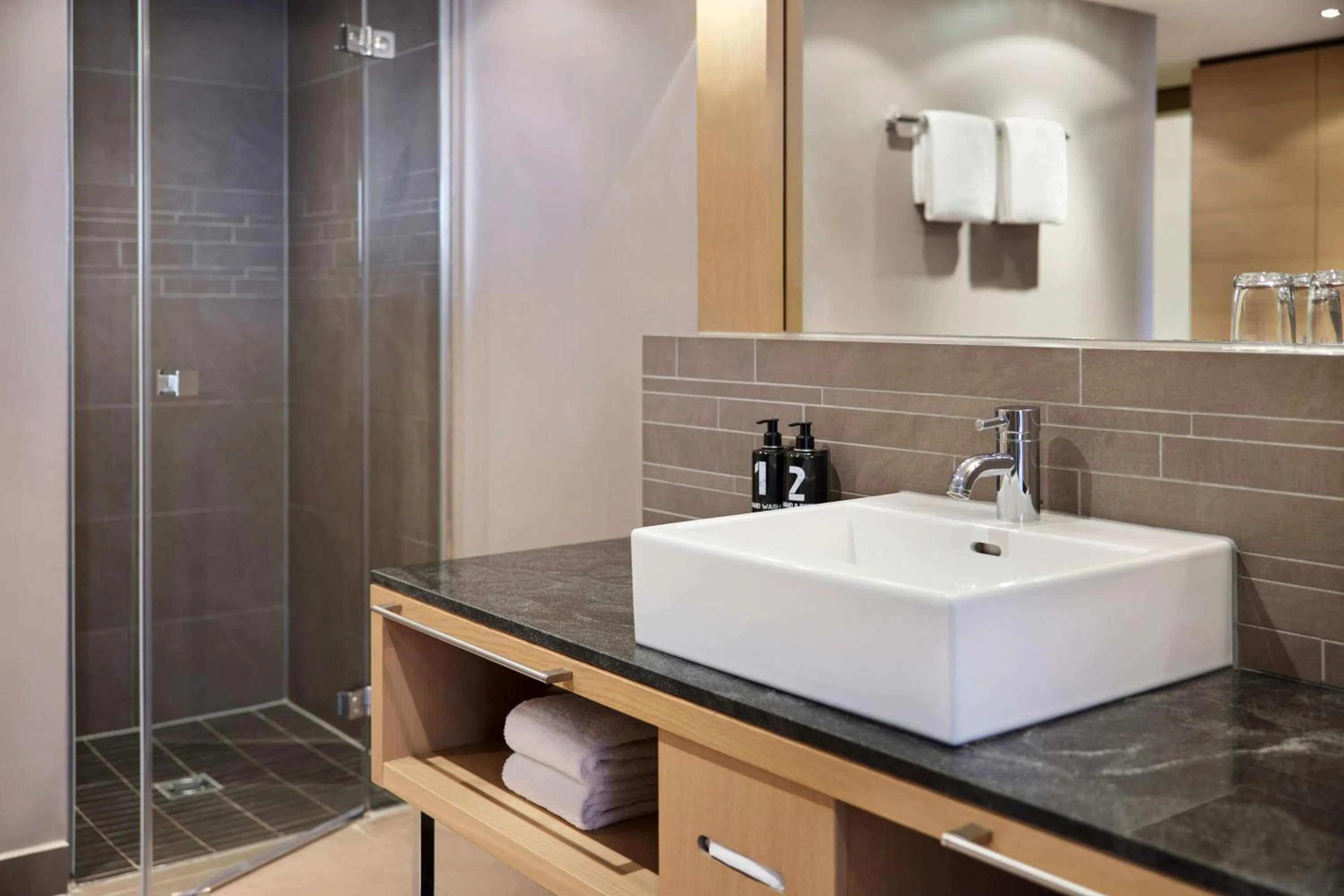 Bathroom in Nürburgring Congress Hotel