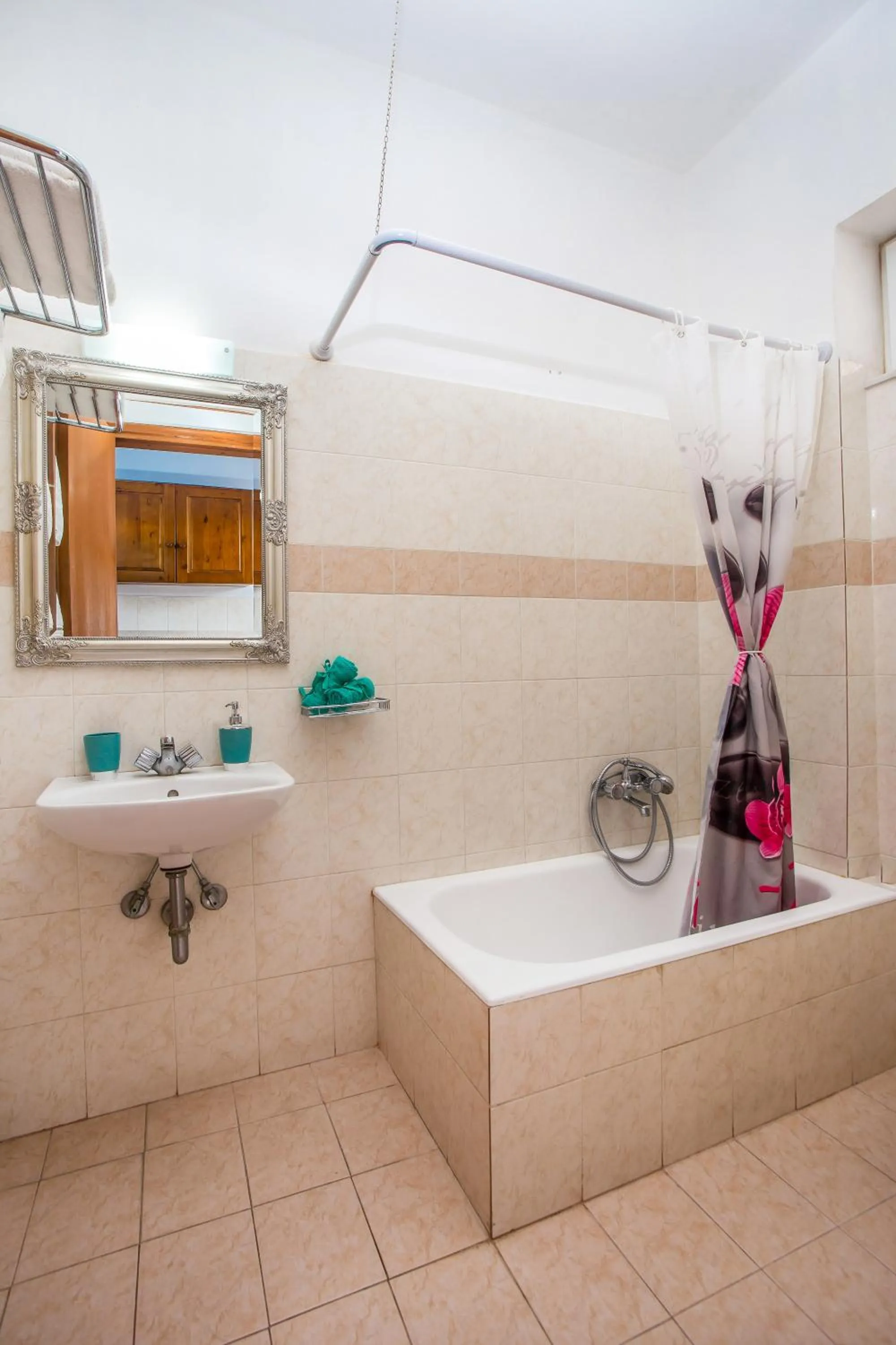 Shower in Iatridis Studios Faliraki