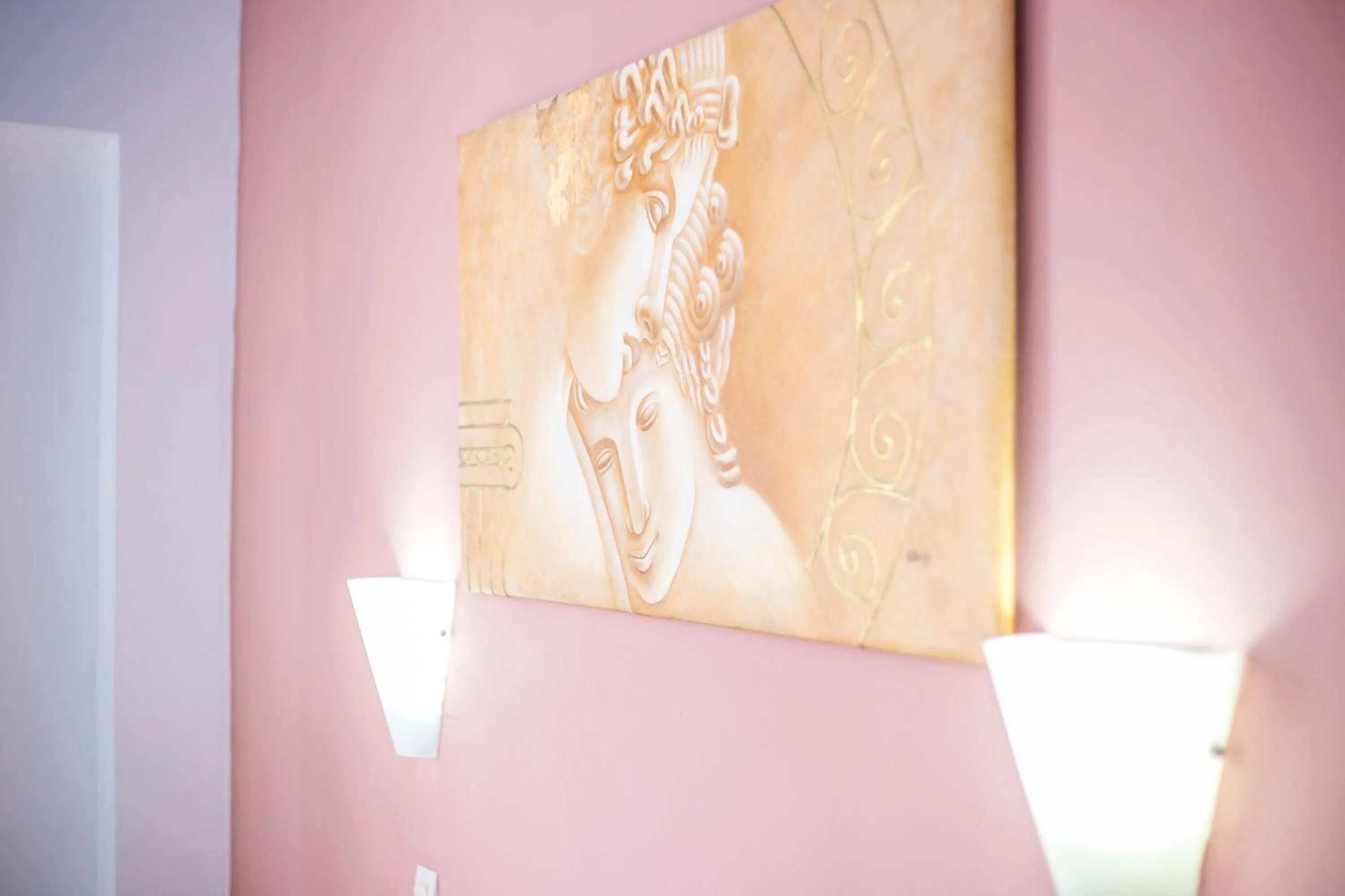 Decorative detail in Iatridis Studios Faliraki