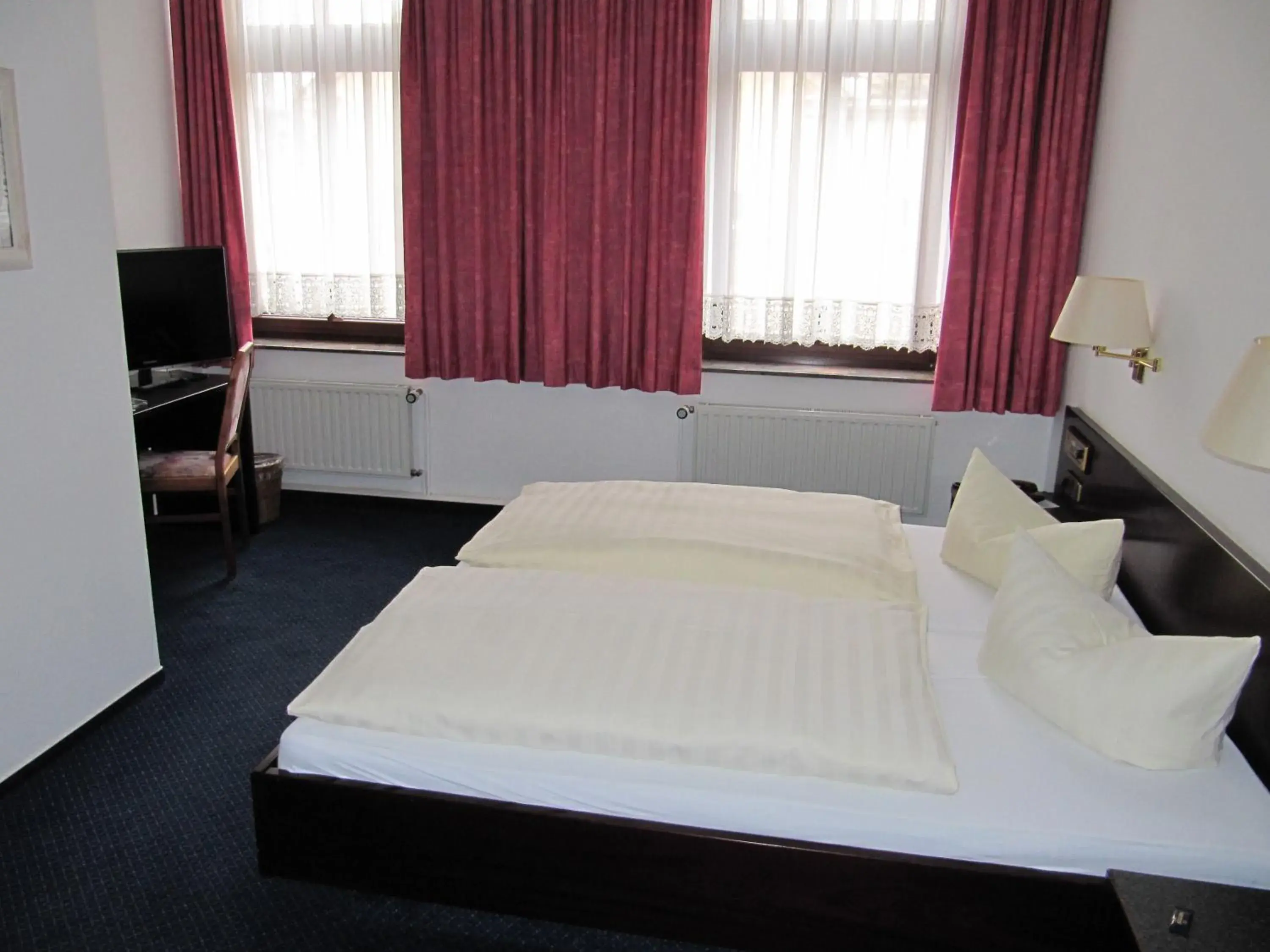 Double or Twin Room - single occupancy in Hotel Wettin Double or Twin Room - single occupancy in Hotel Wettin