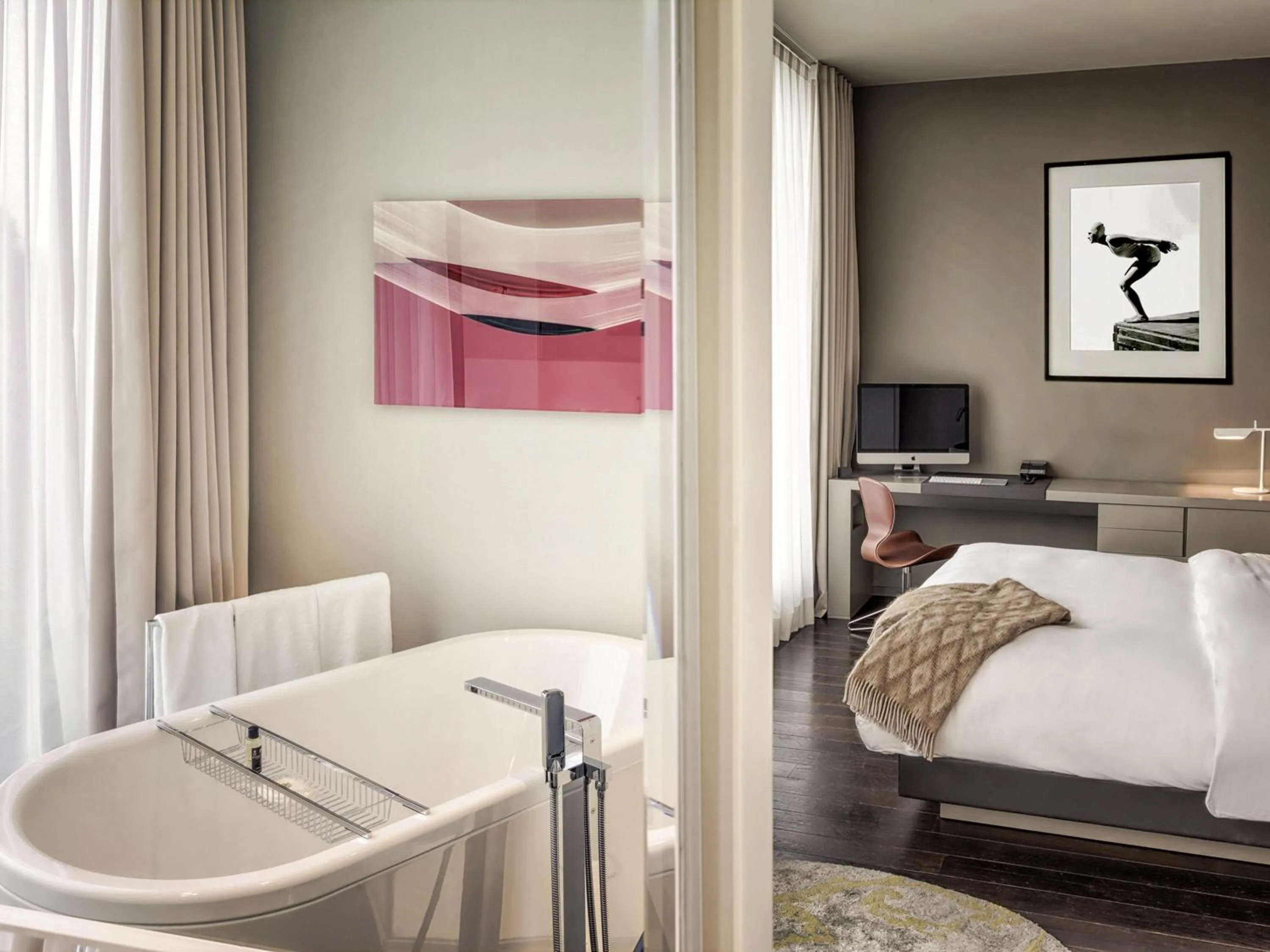 Bedroom, Bed in Das Stue