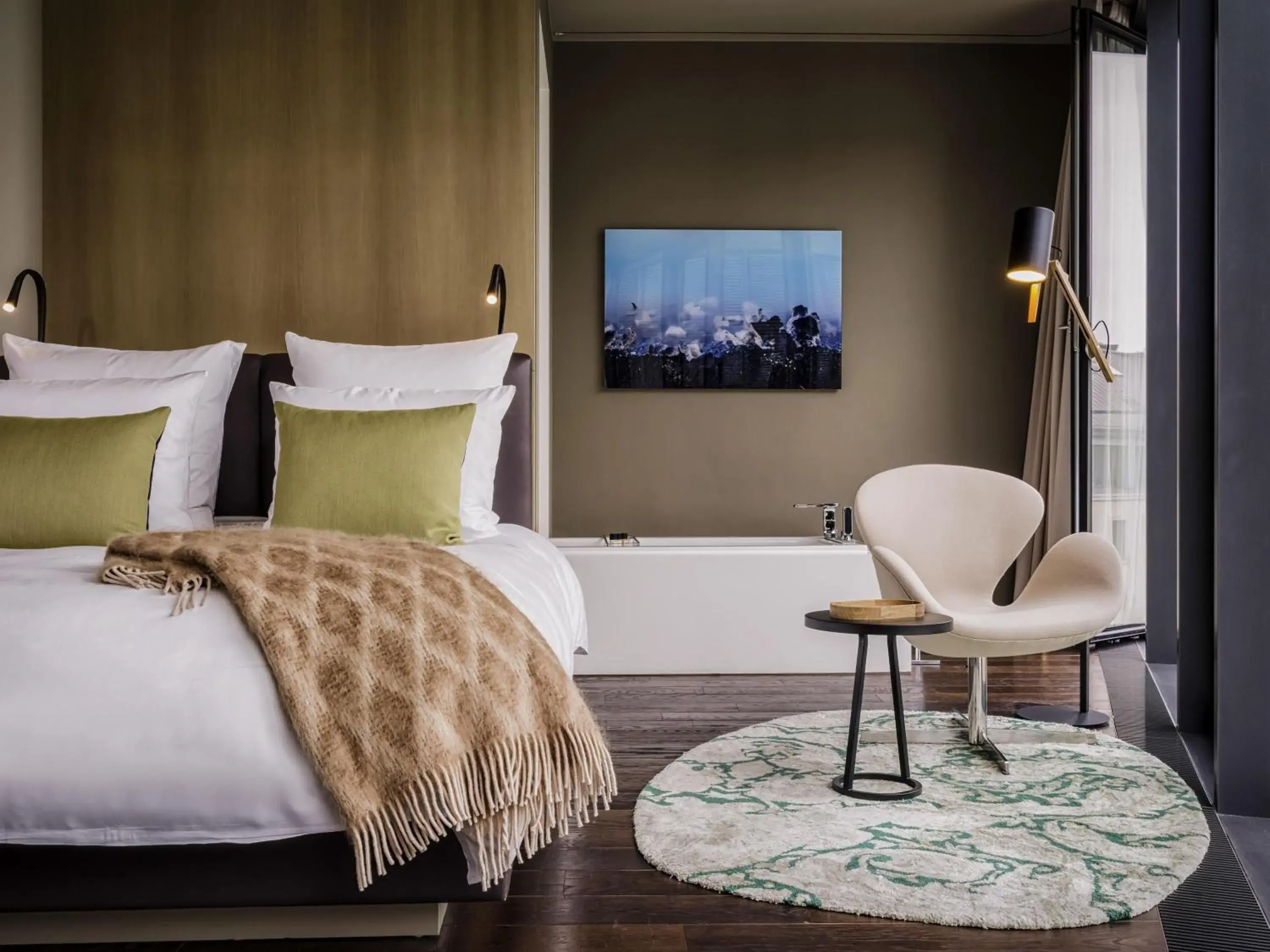 SO Embassy Room with King Bed and View in SO/ Berlin Das Stue SO Embassy Room with King Bed and View in SO/ Berlin Das Stue