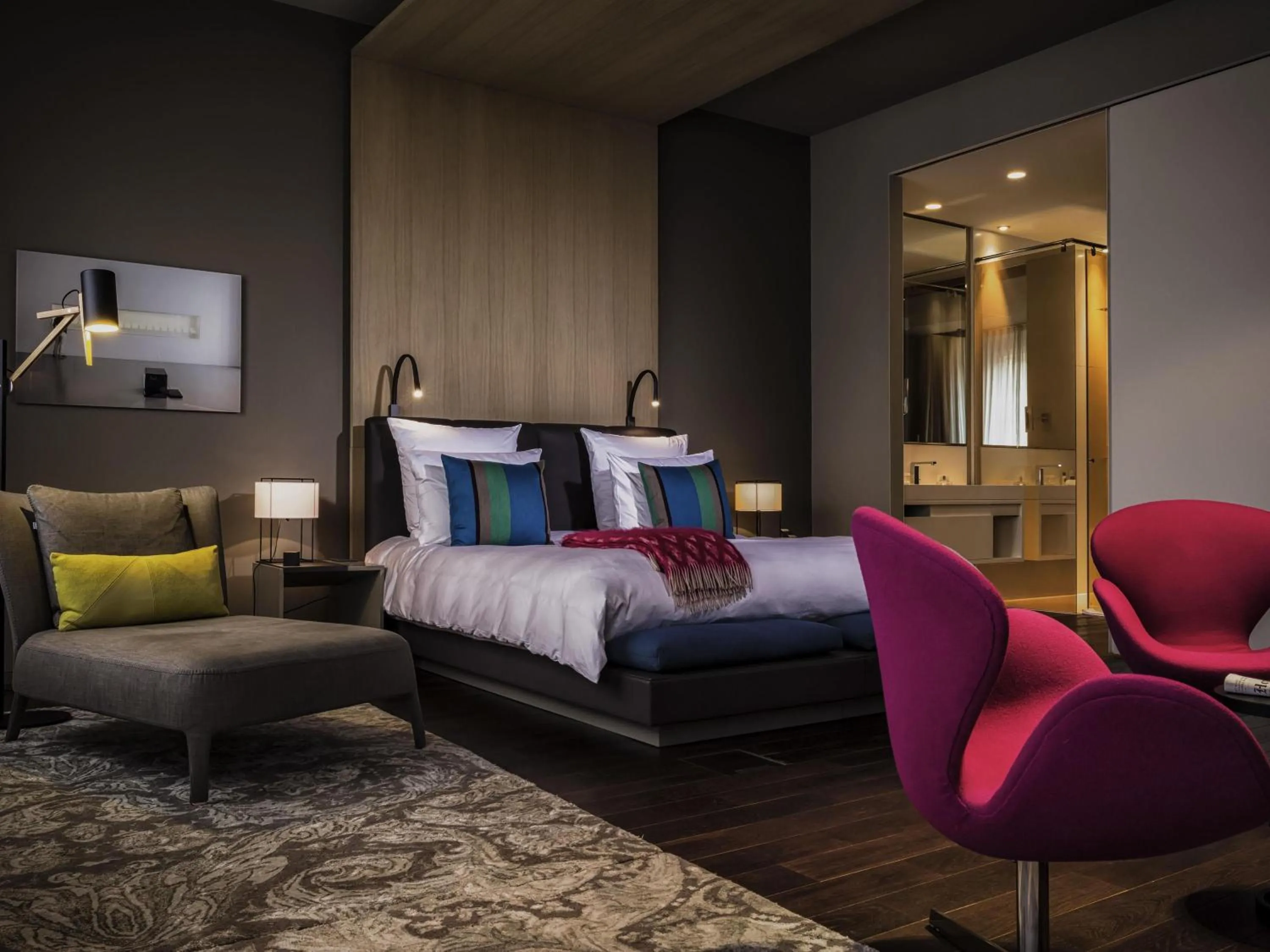 Property building, Bed in Das Stue