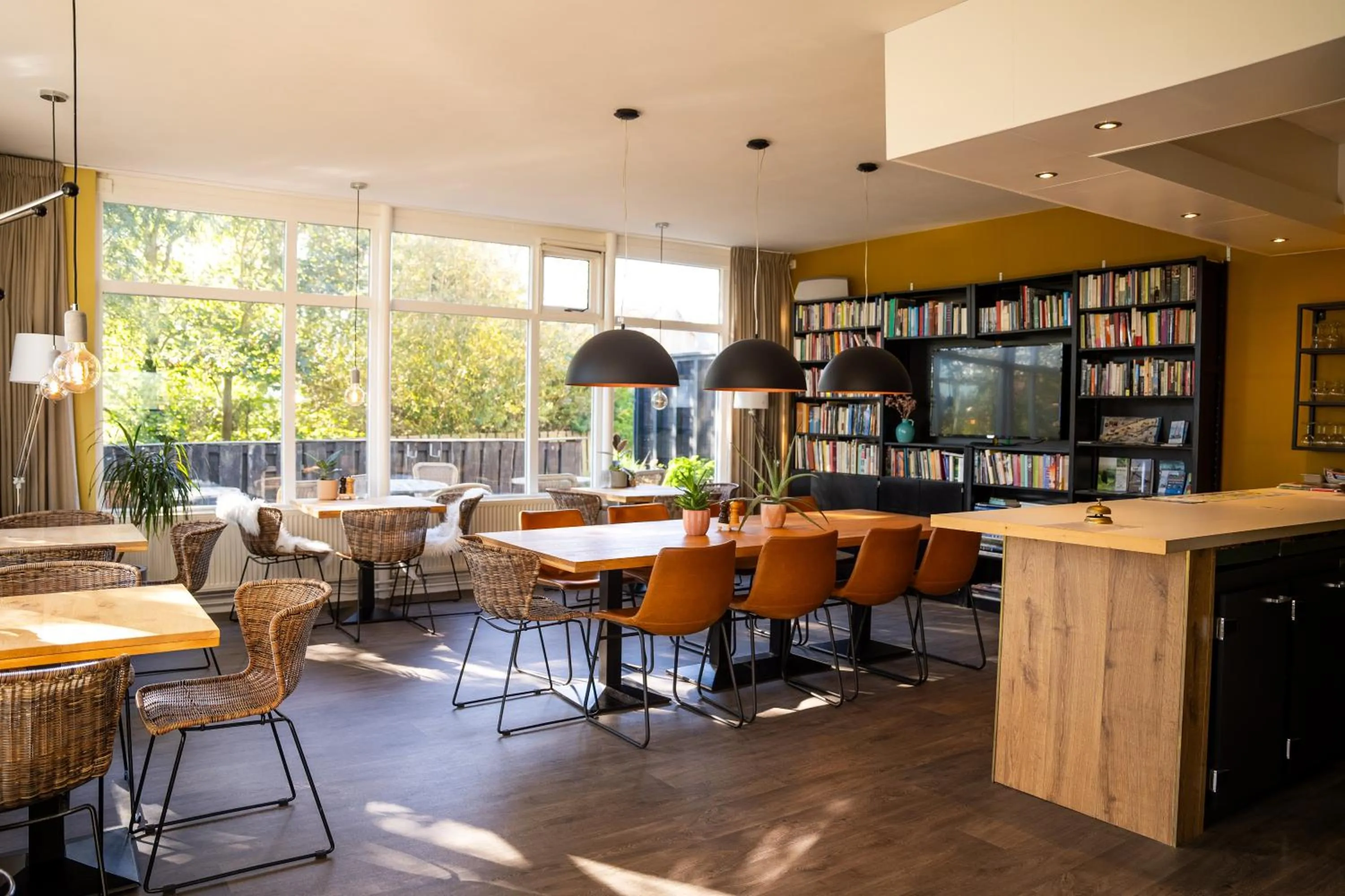 Library in Hotel De Horper Wielen