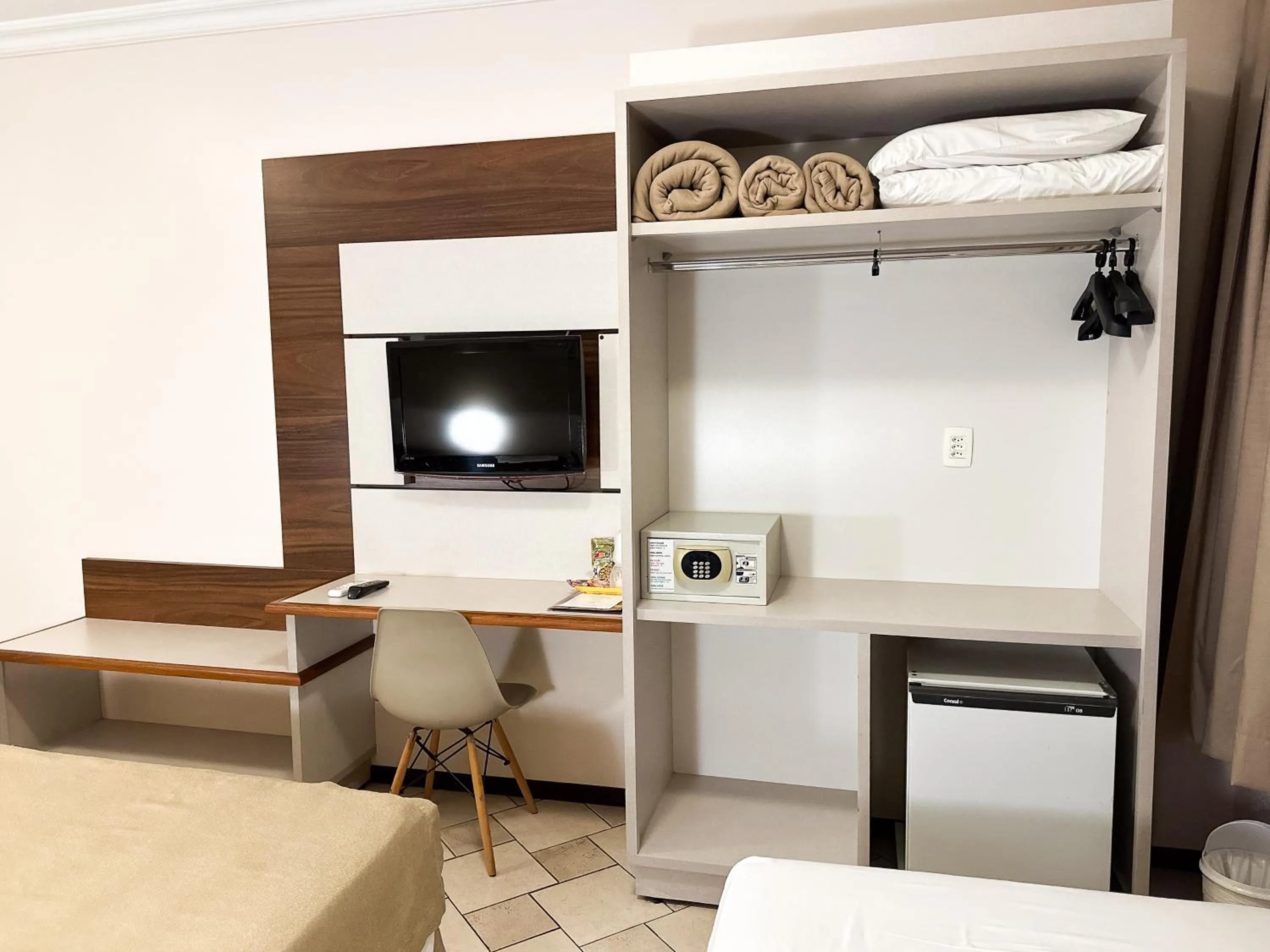 Bedroom, Bed in San Rafael Comfort Class Hotel