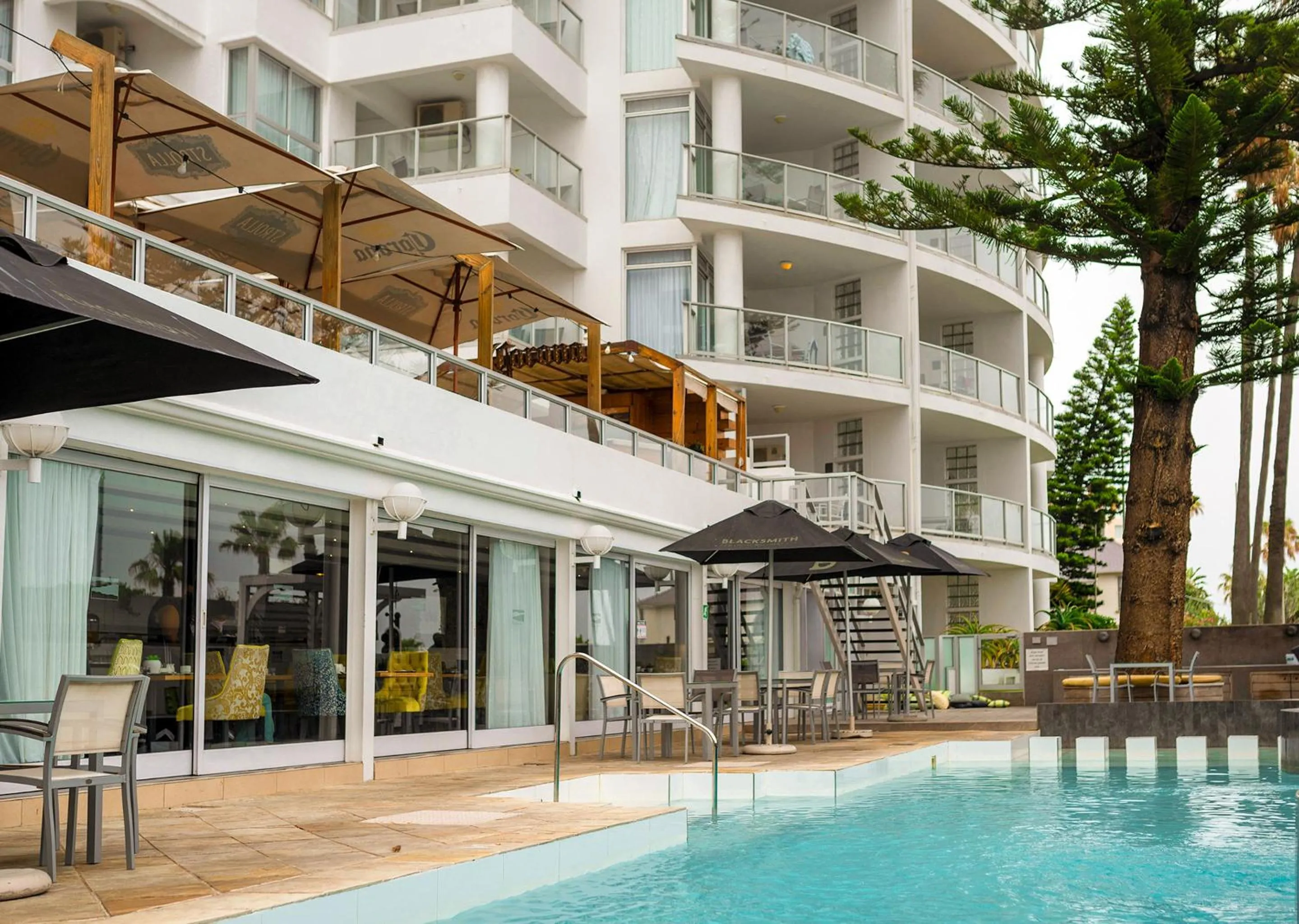 Property building in Peninsula All Suite Hotel by Dream Resorts