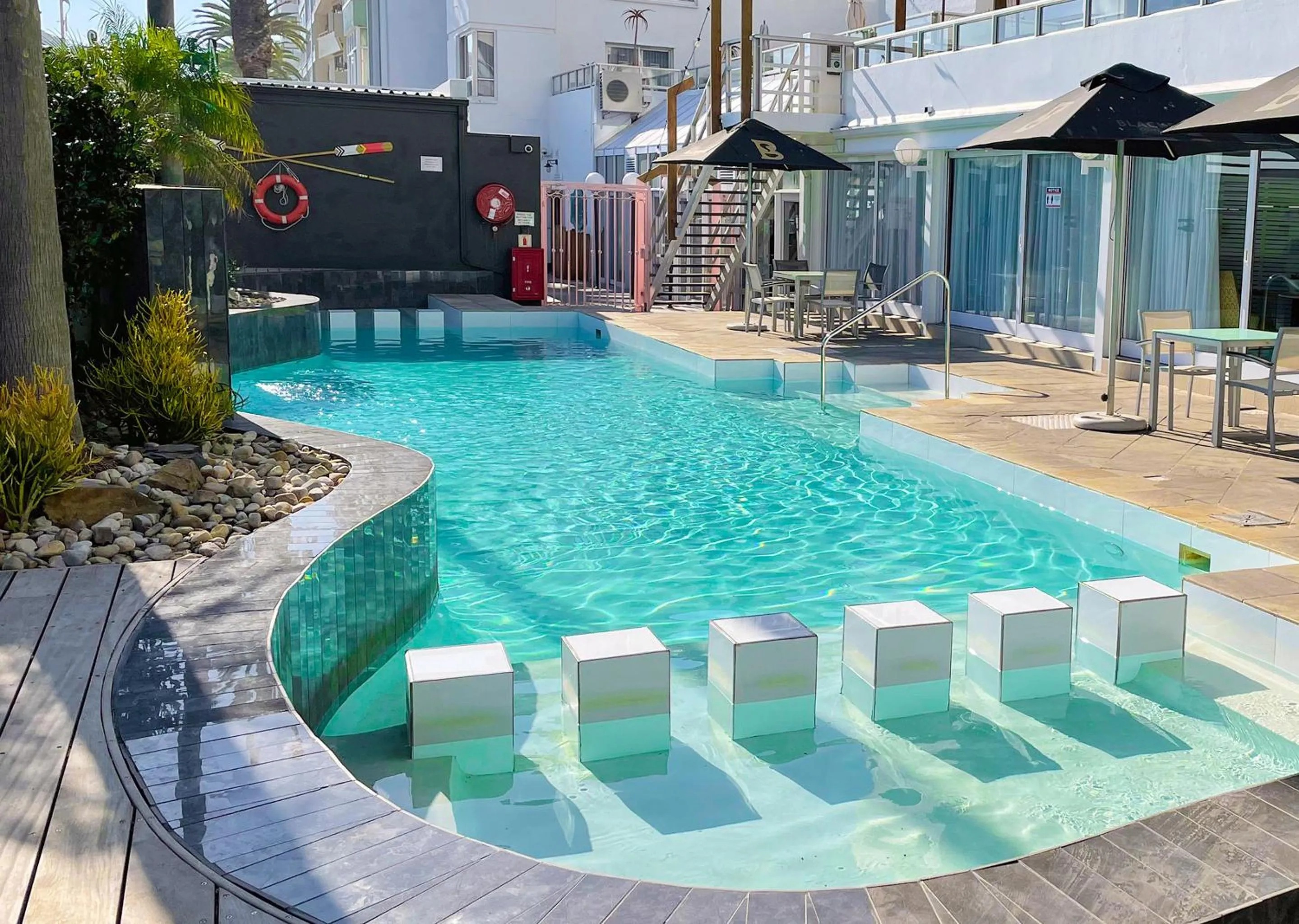 Property building in Peninsula All Suite Hotel by Dream Resorts