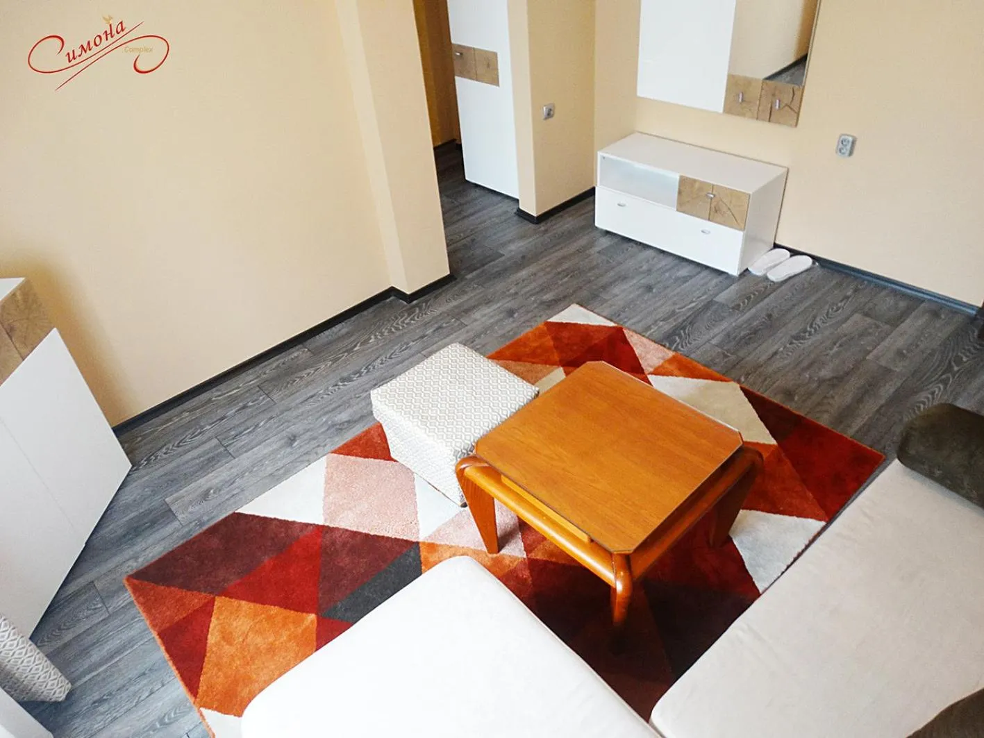 Living room, Bed in Hotel Simona Complex