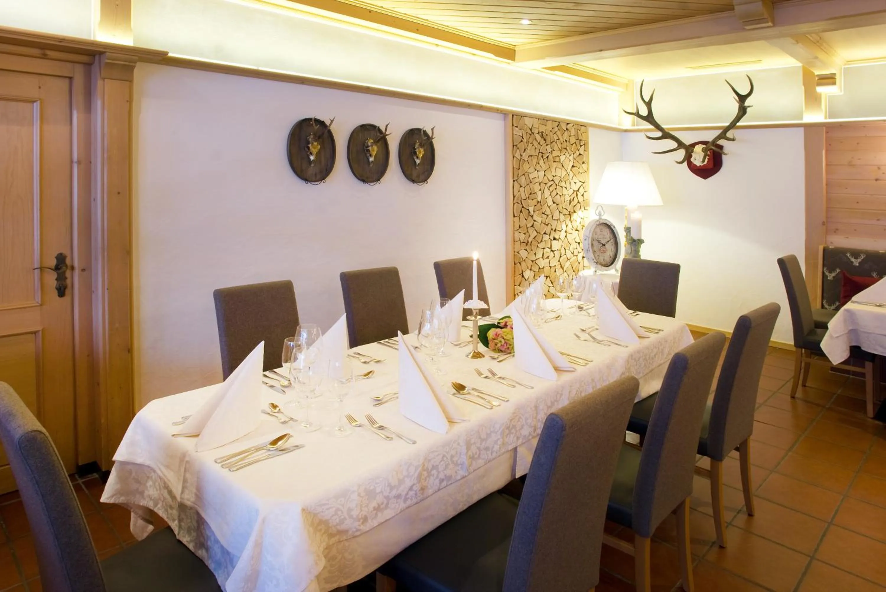 Restaurant/places to eat in Hotel Berghof