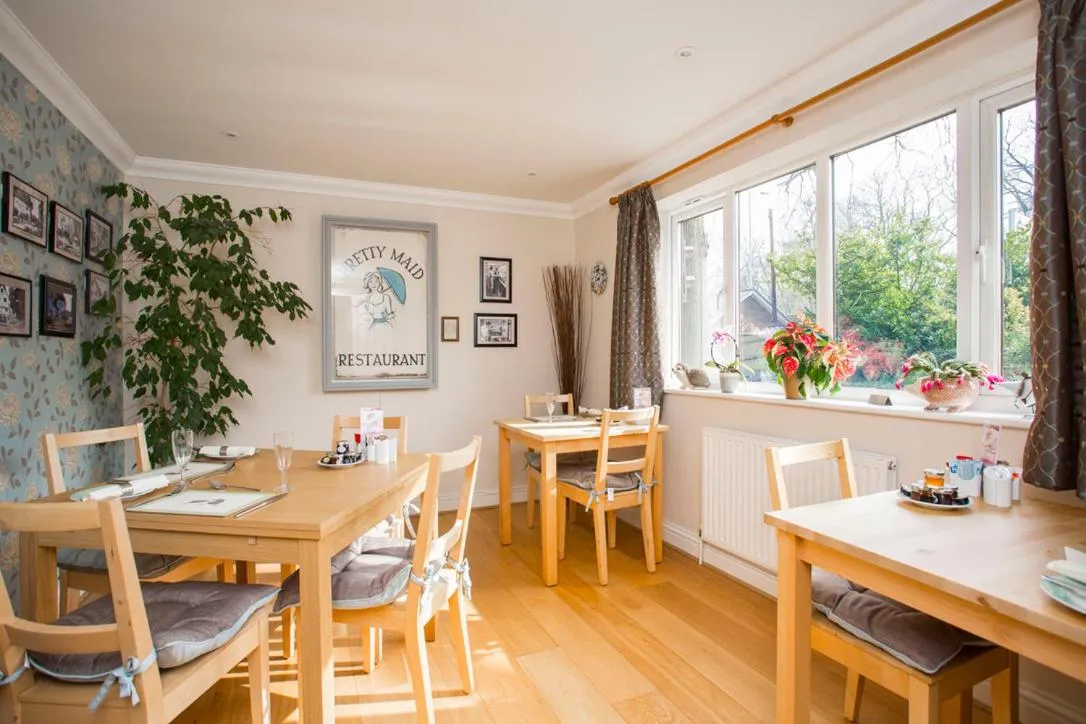 Breakfast in Pretty Maid House B&B