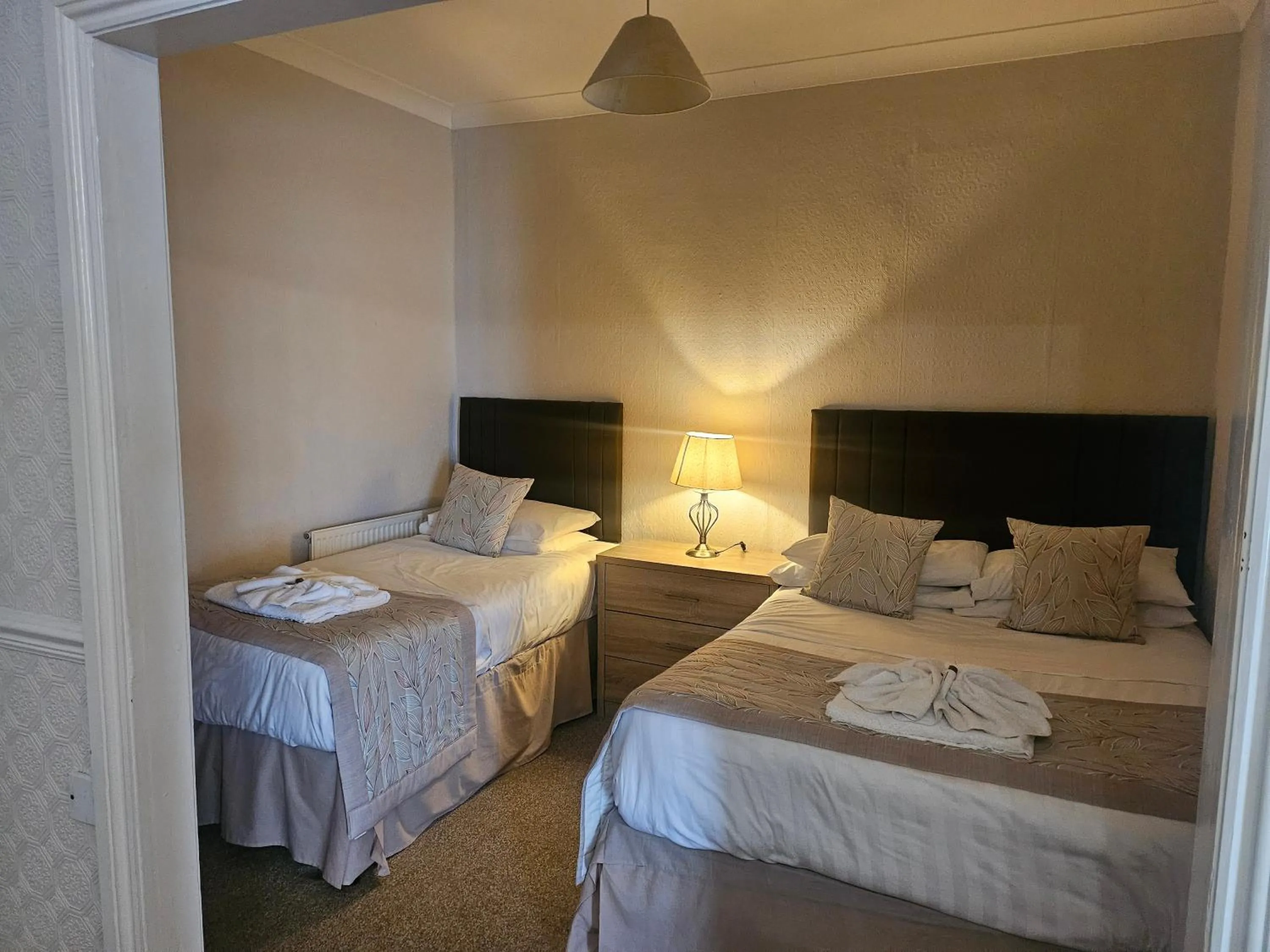 Bedroom, Bed in The Heritage Hotel