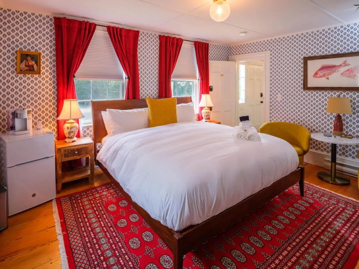 Bed in Sally Webster Inn