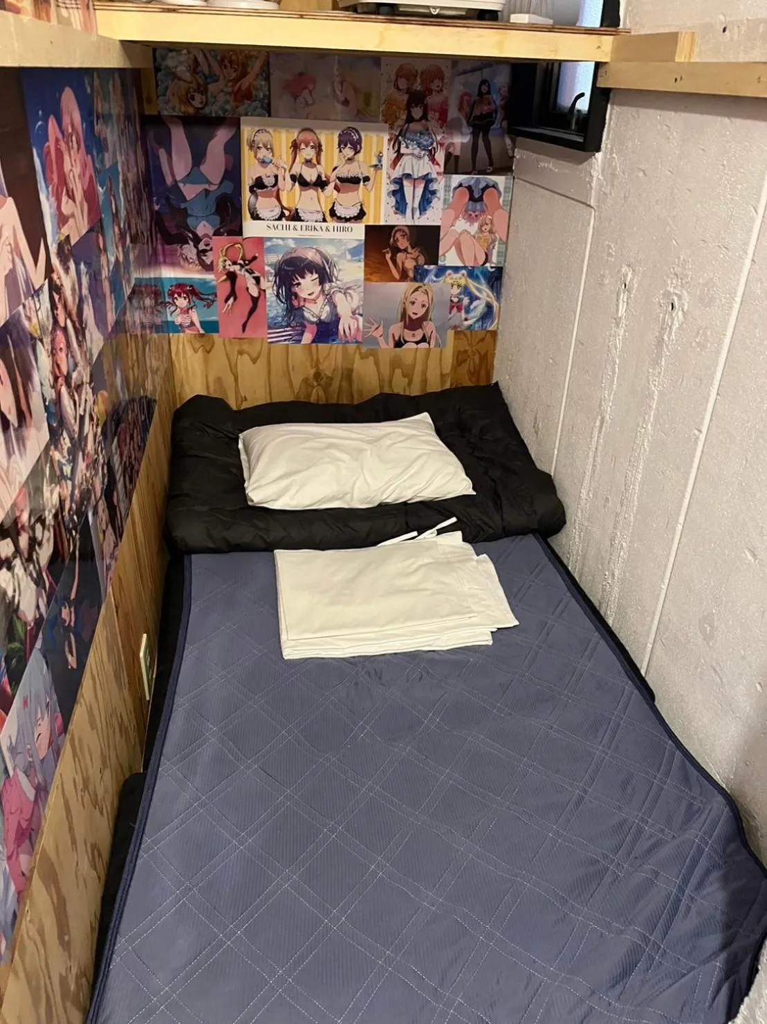 Bed in Hostel Bedgasm