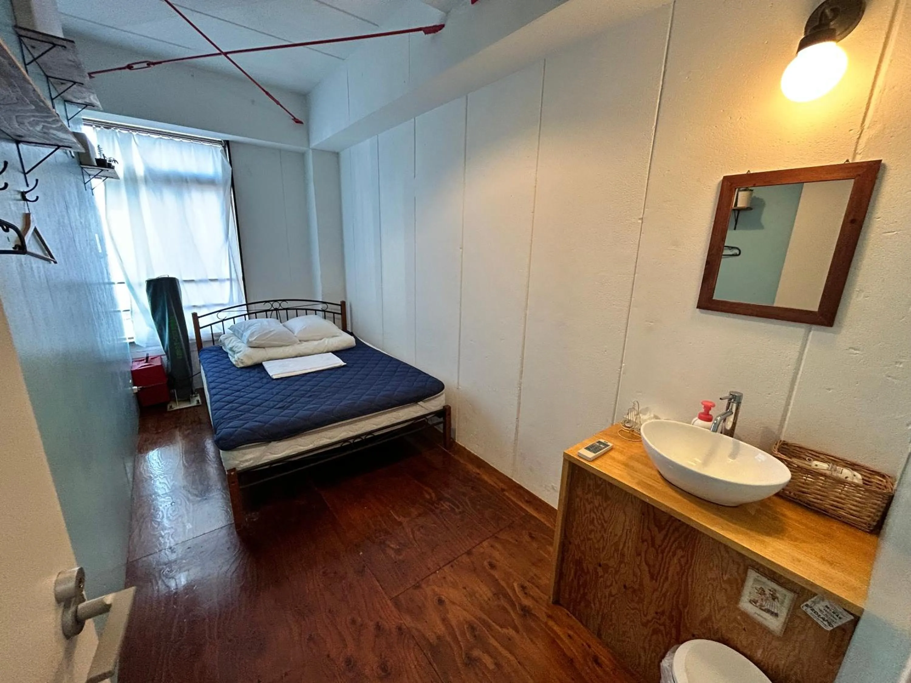 Photo of the whole room, Bed in Hostel Bedgasm