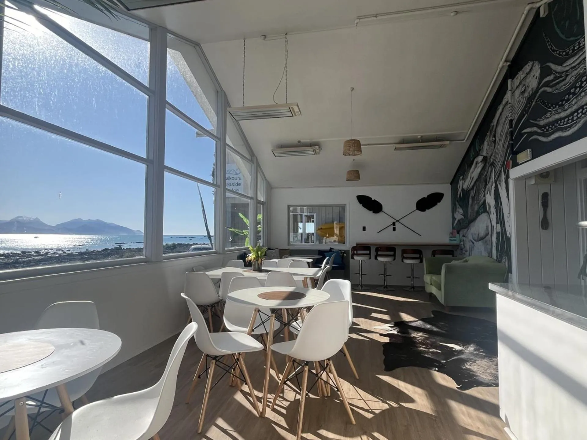 Dining area in Kaikoura Seaside lodge