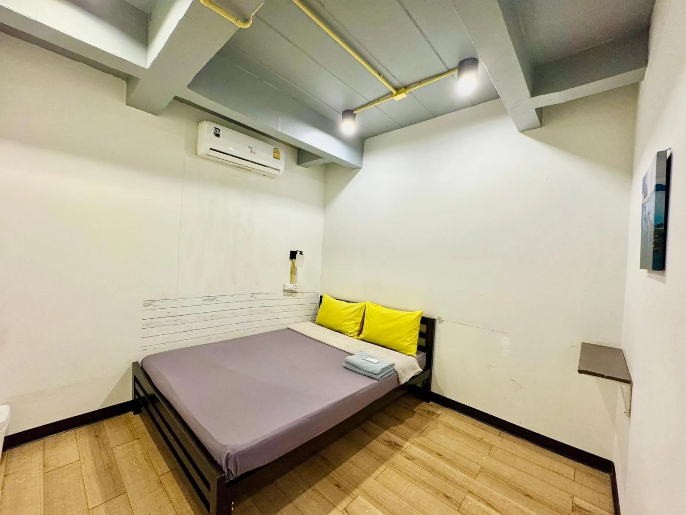 Bedroom, Bed in Best Bed Suvarnabhumi Hostel