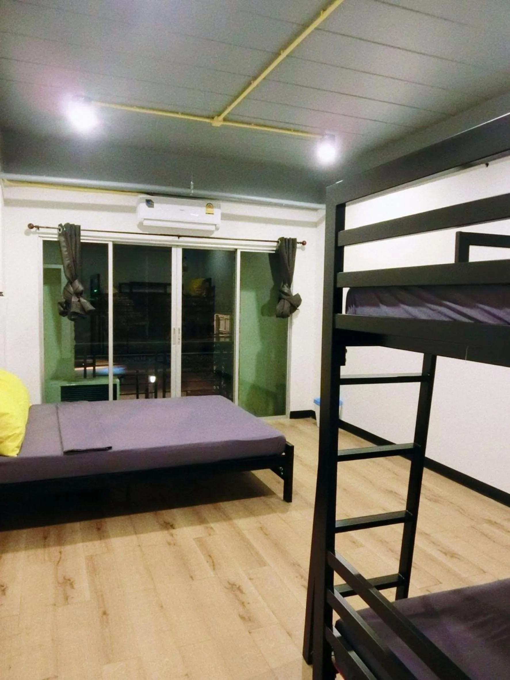 Bed in Best Bed Suvarnabhumi Hostel