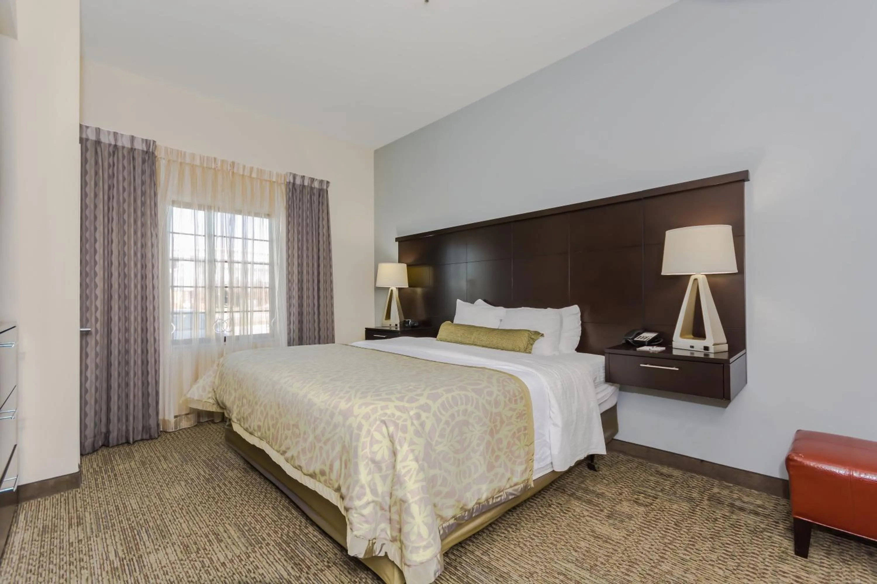 Photo of the whole room, Bed in Staybridge Suites Grand Forks by IHG