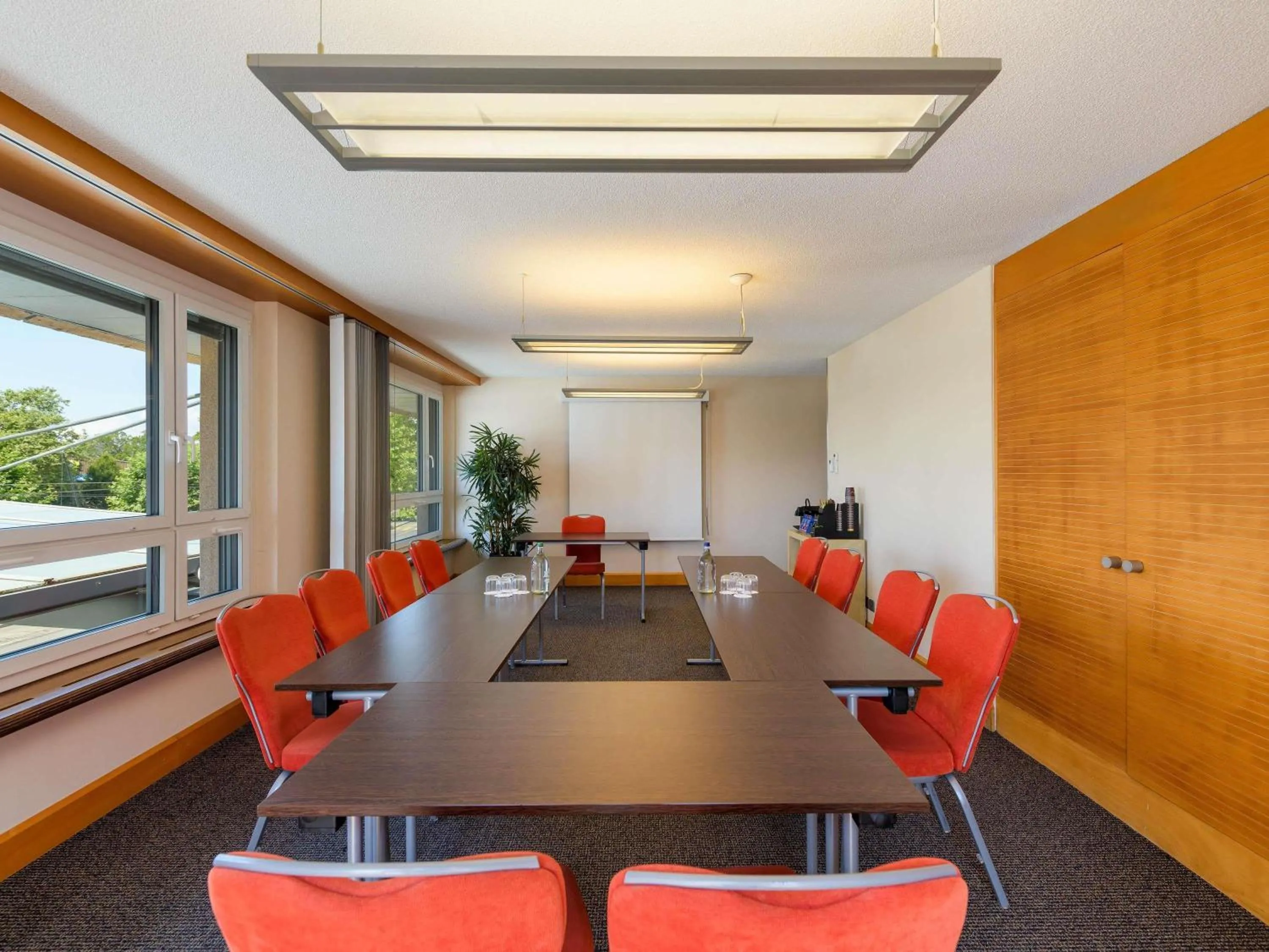 Meeting/conference room in Mövenpick Hotel Lausanne