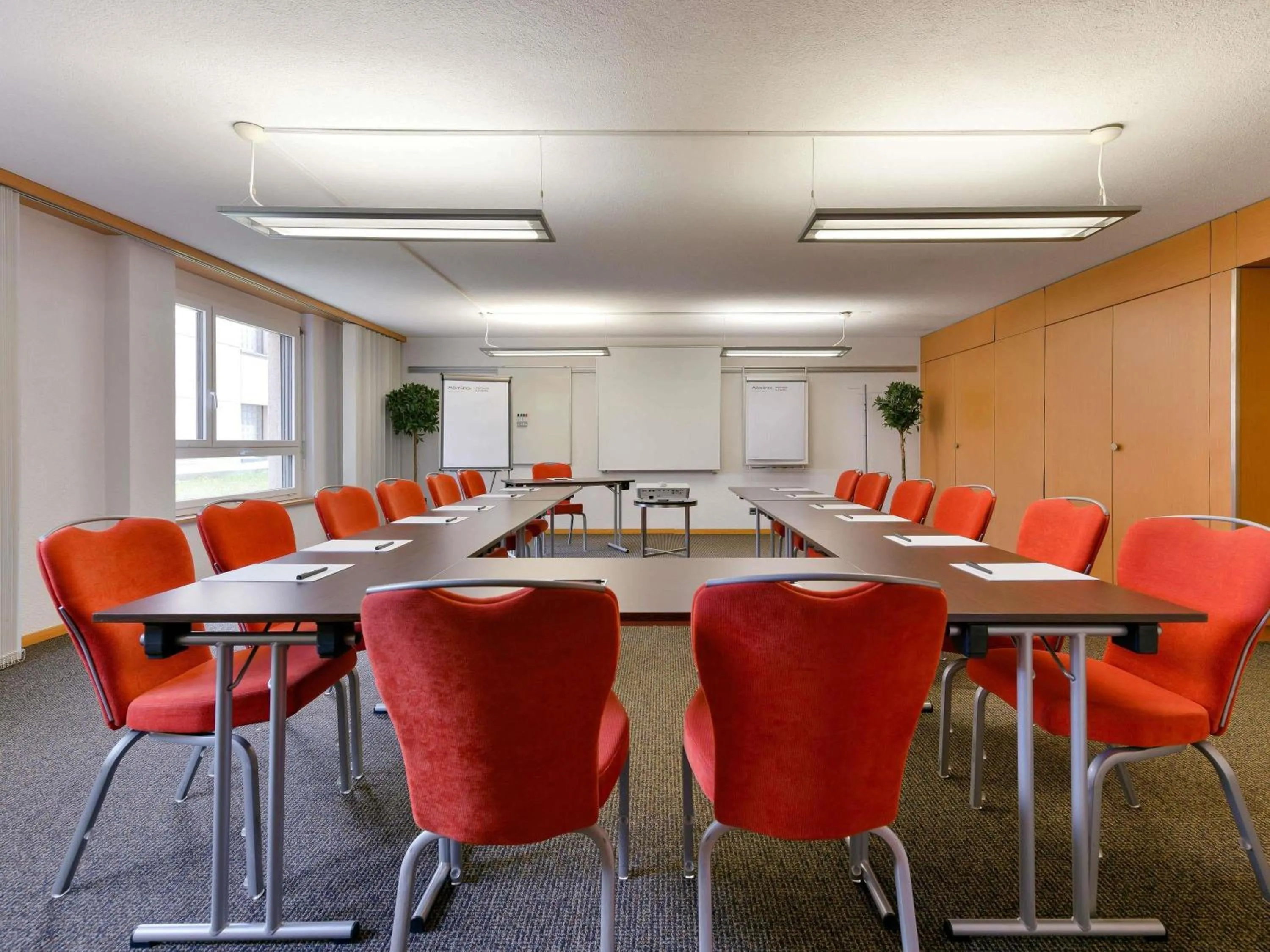 Meeting/conference room in Mövenpick Hotel Lausanne