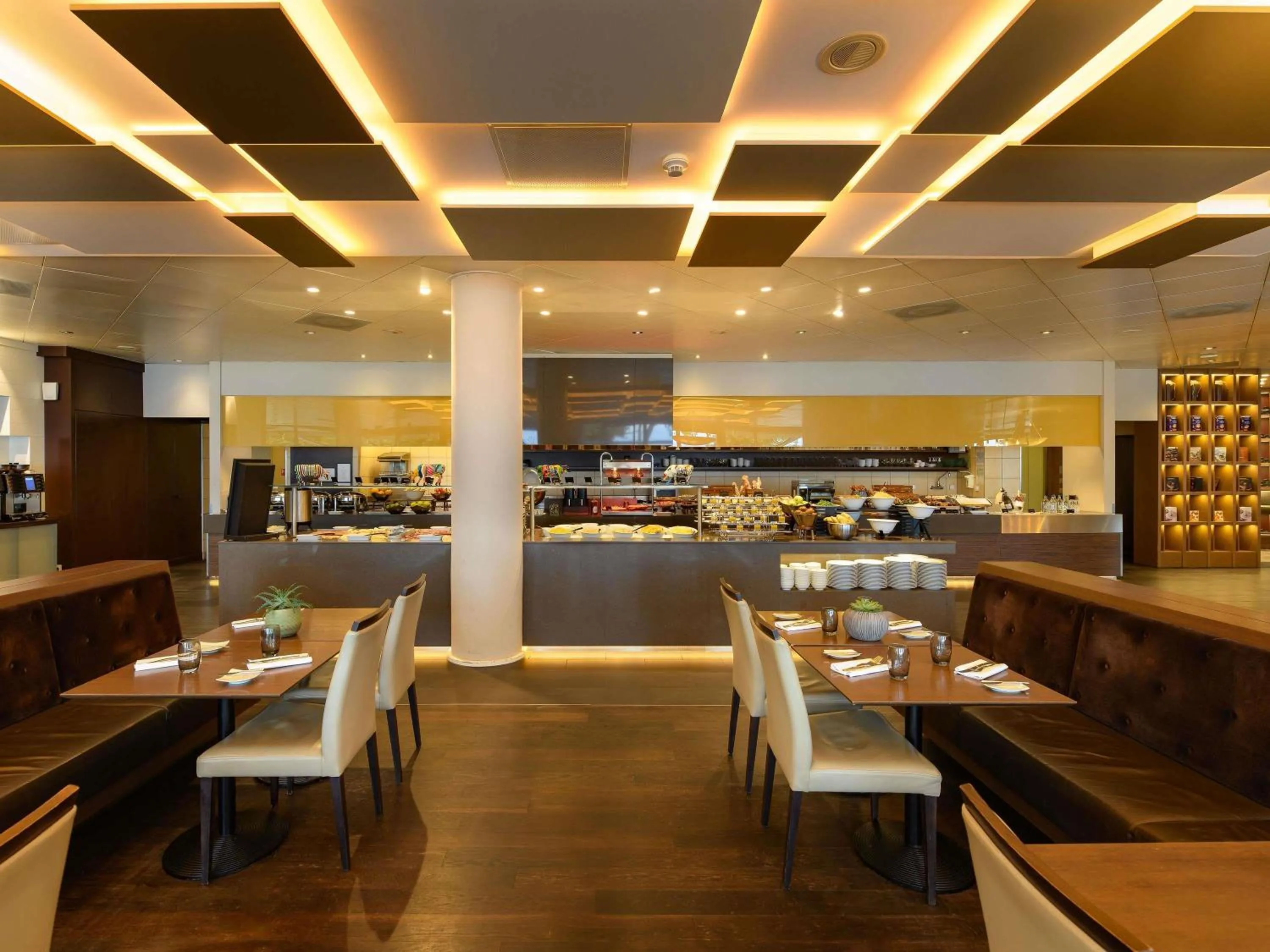 Breakfast in Mövenpick Hotel Lausanne