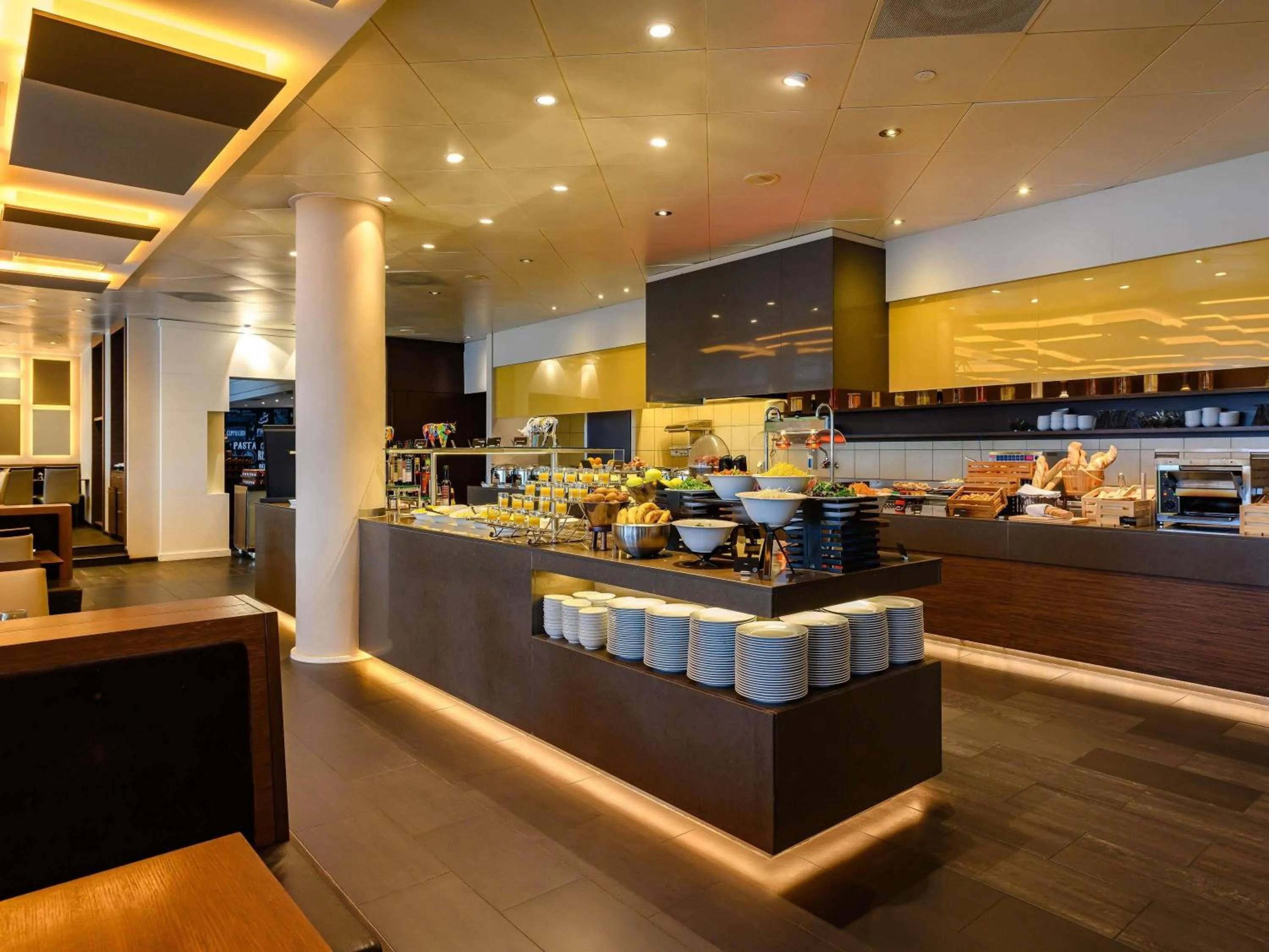 Breakfast in Mövenpick Hotel Lausanne