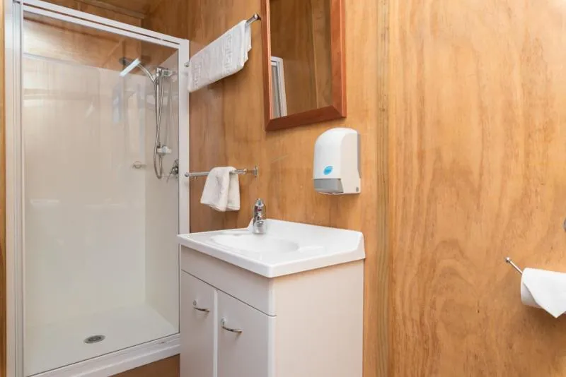 Shower in Russell-Orongo Bay Holiday Park