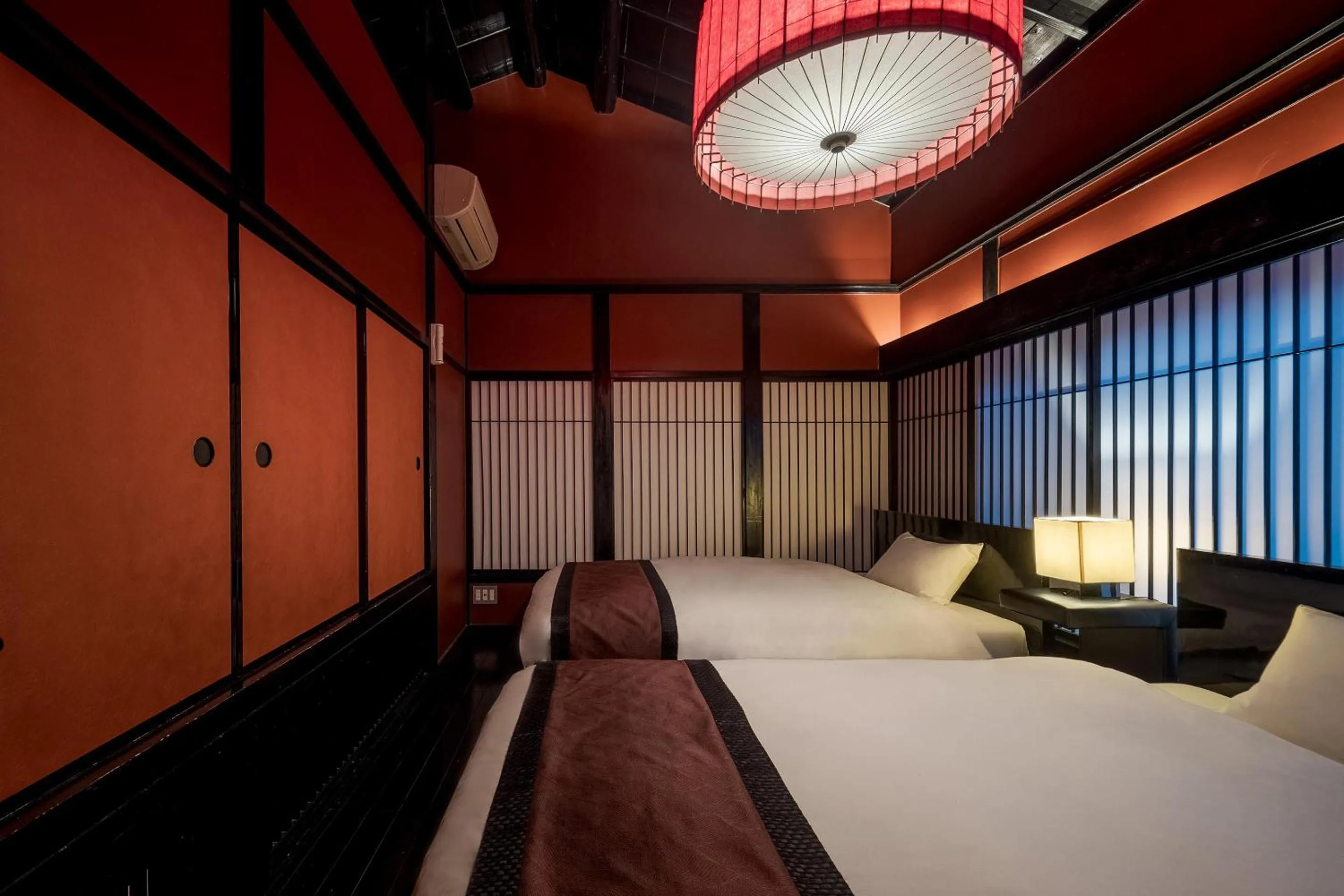 Bed in Suo an Machiya House