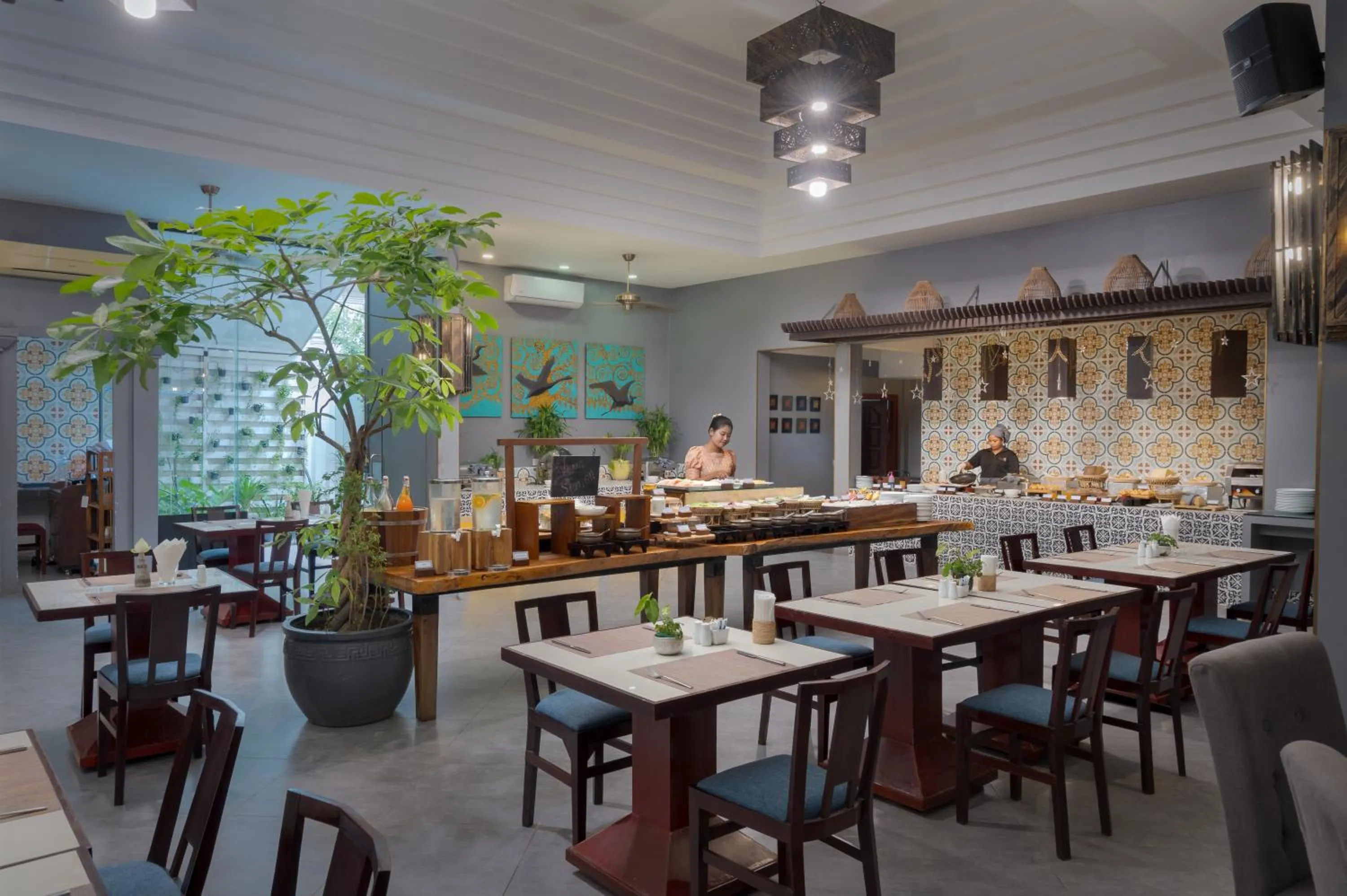 Restaurant/places to eat in Memoire d' Angkor Boutique Hotel