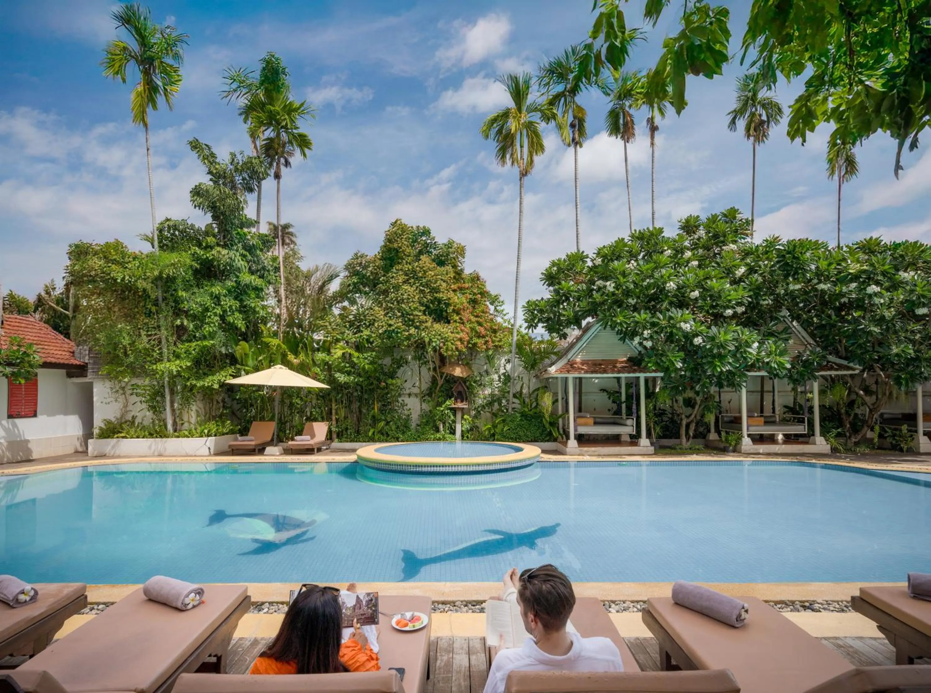 Swimming pool in Memoire d' Angkor Boutique Hotel