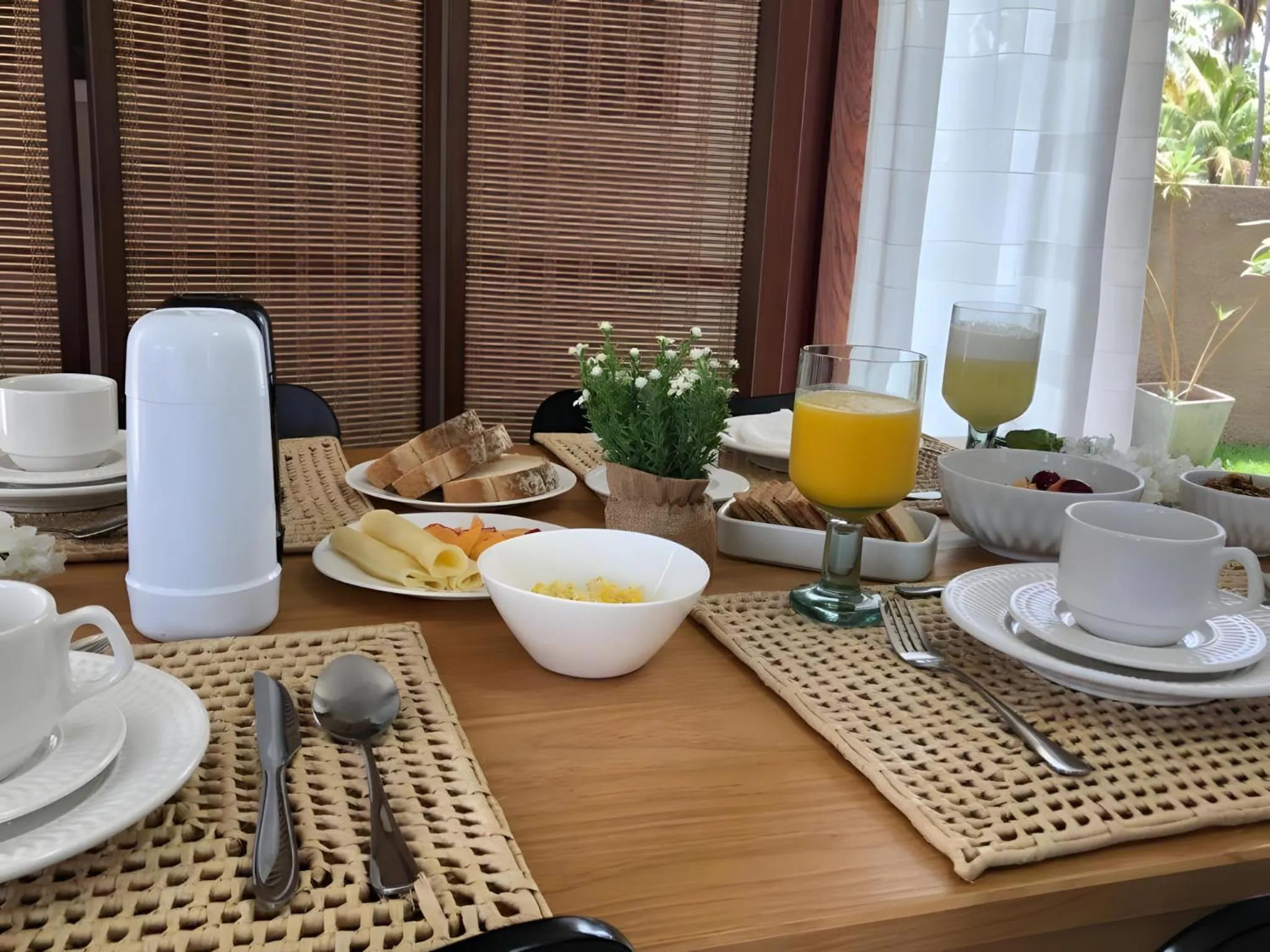 Food and drinks in Pousada Divino Milagre