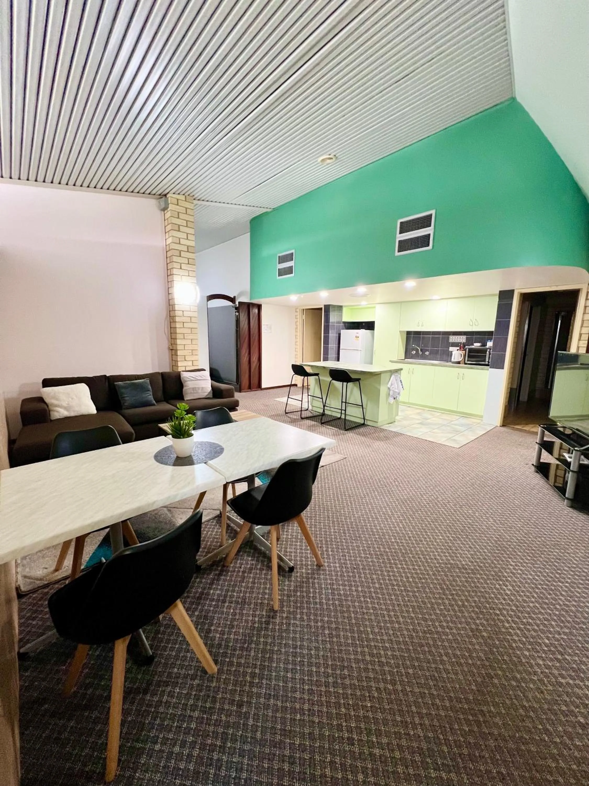 Living room in Sails Motel Geraldton
