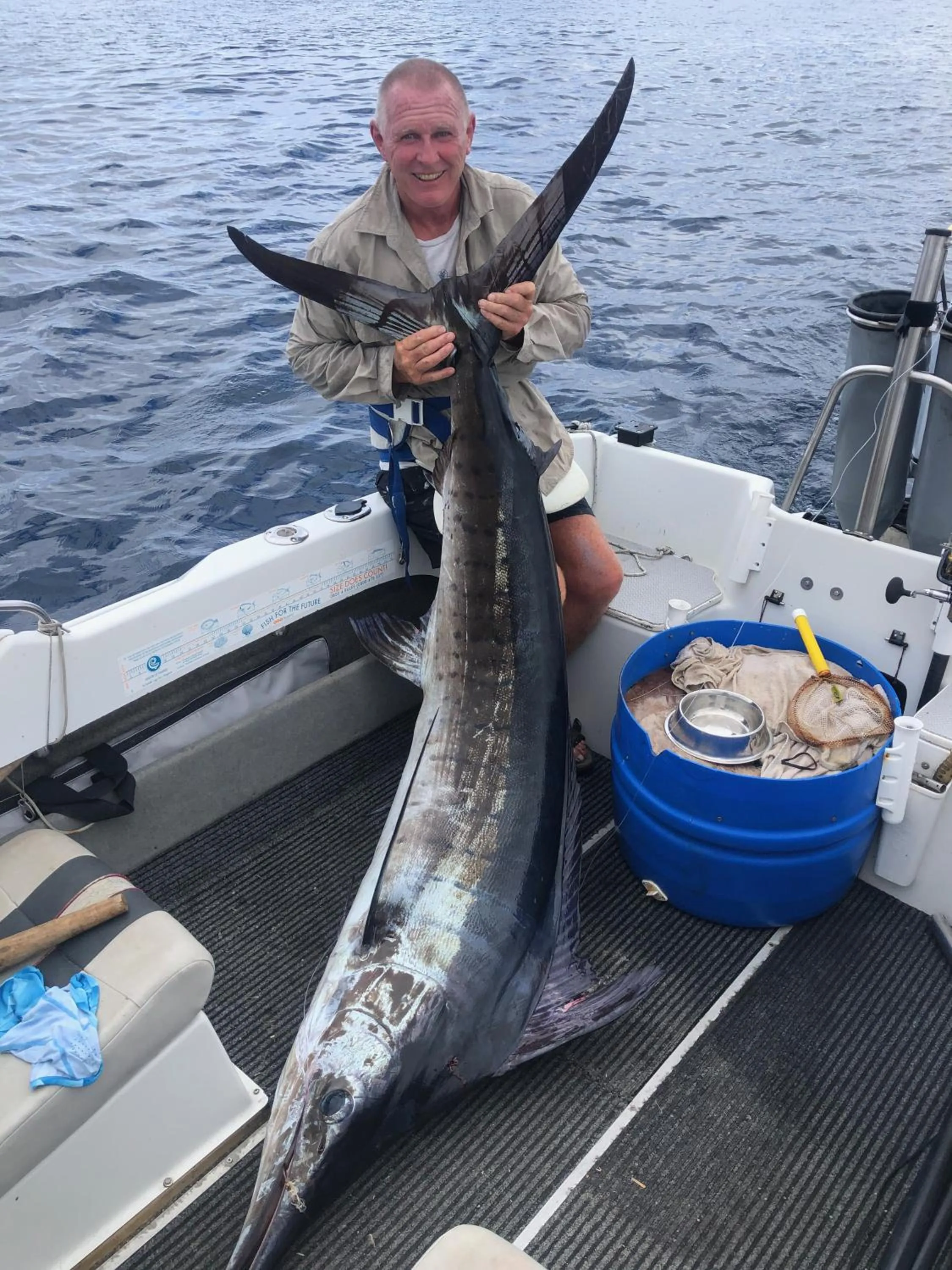 Fishing in Opononi Lighthouse Motel
