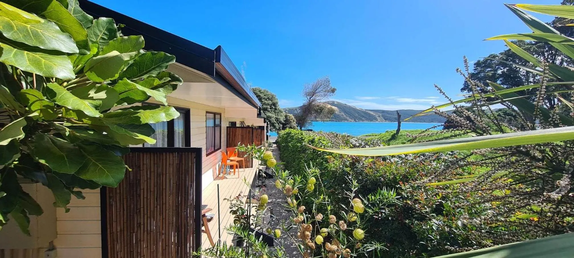 Patio in Opononi Lighthouse Motel