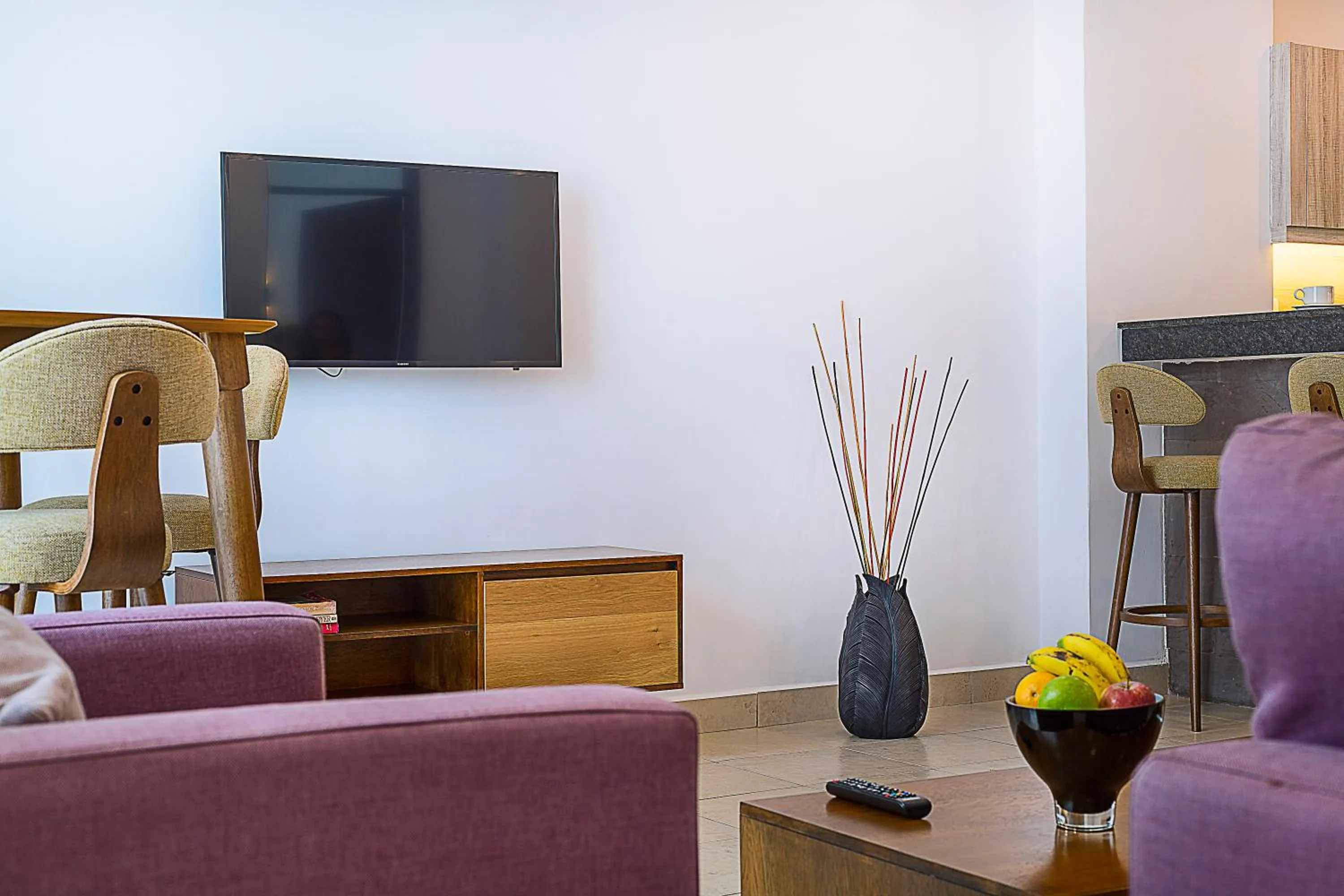 L'Aziz Suites - Near Aga Khan Hospital