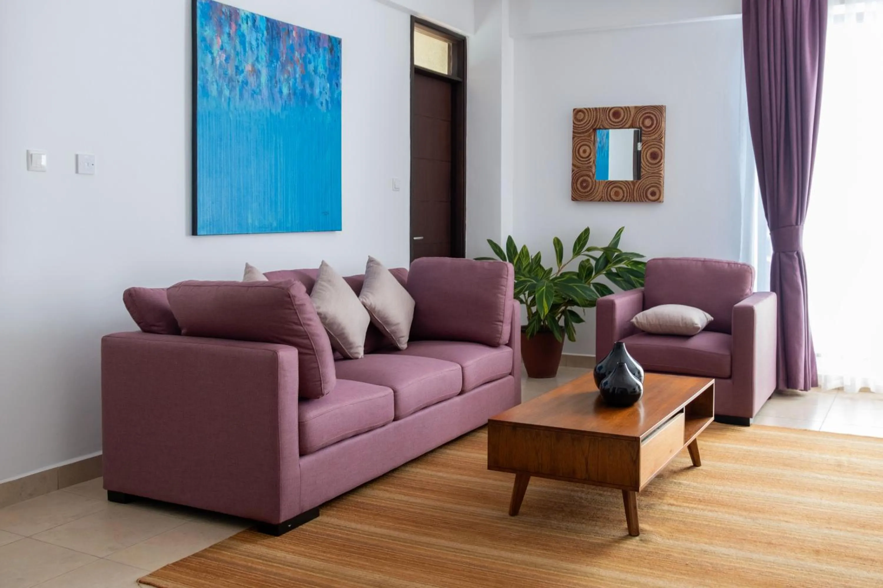 L'Aziz Suites - Near Aga Khan Hospital