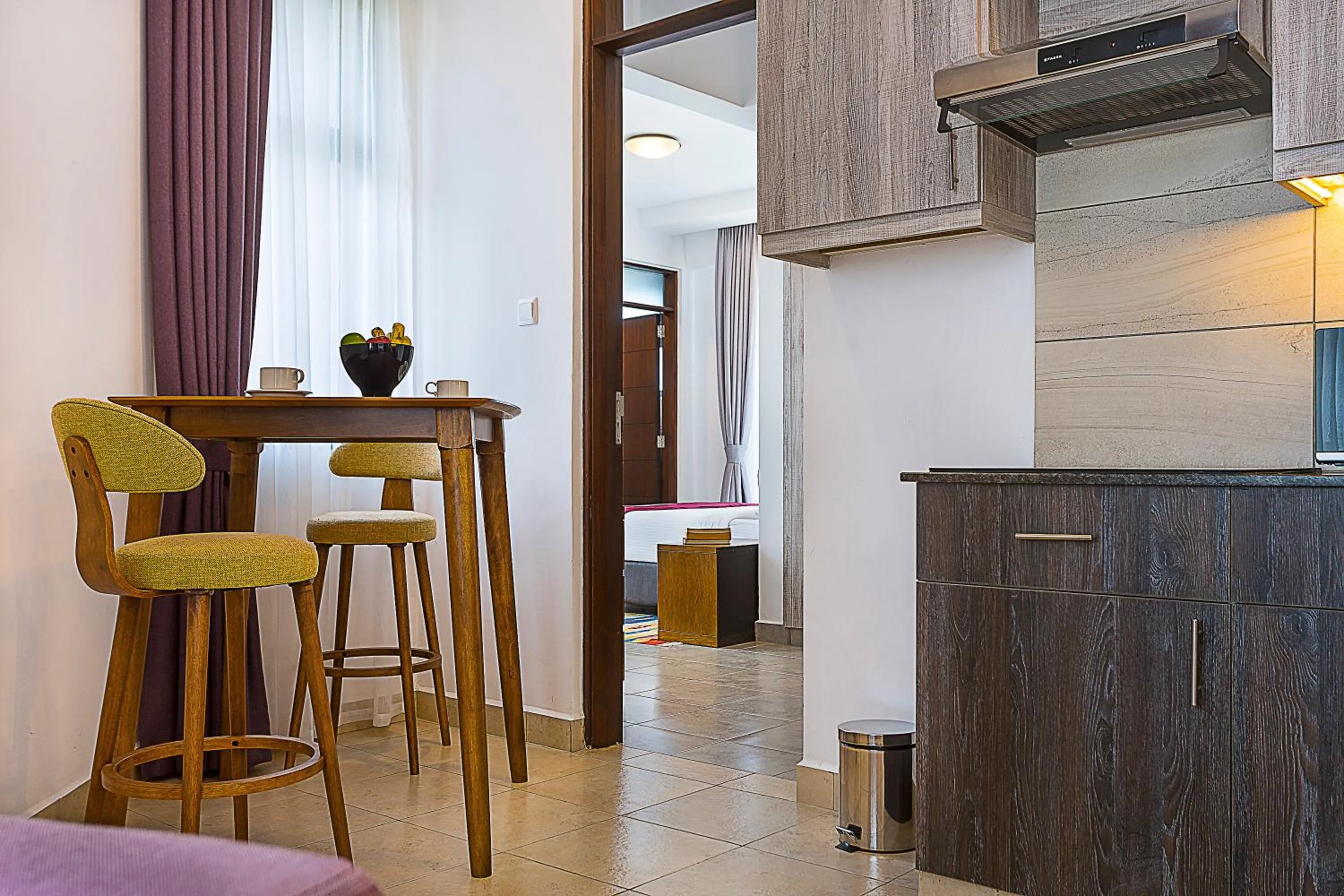 L'Aziz Suites - Near Aga Khan Hospital