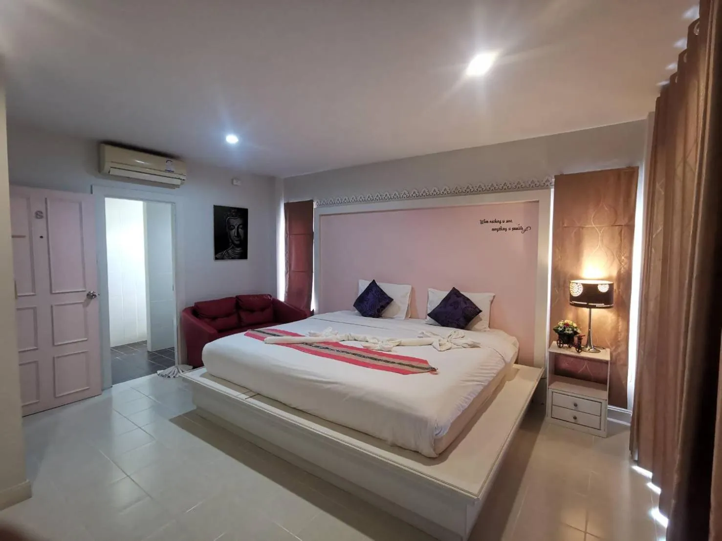 Bed in Phuket Racha Kata Homestay