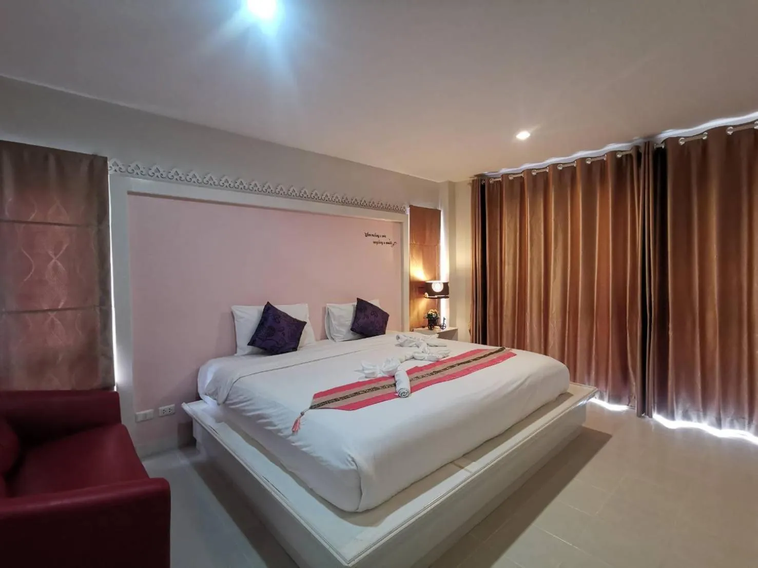 Bed in Phuket Racha Kata Homestay