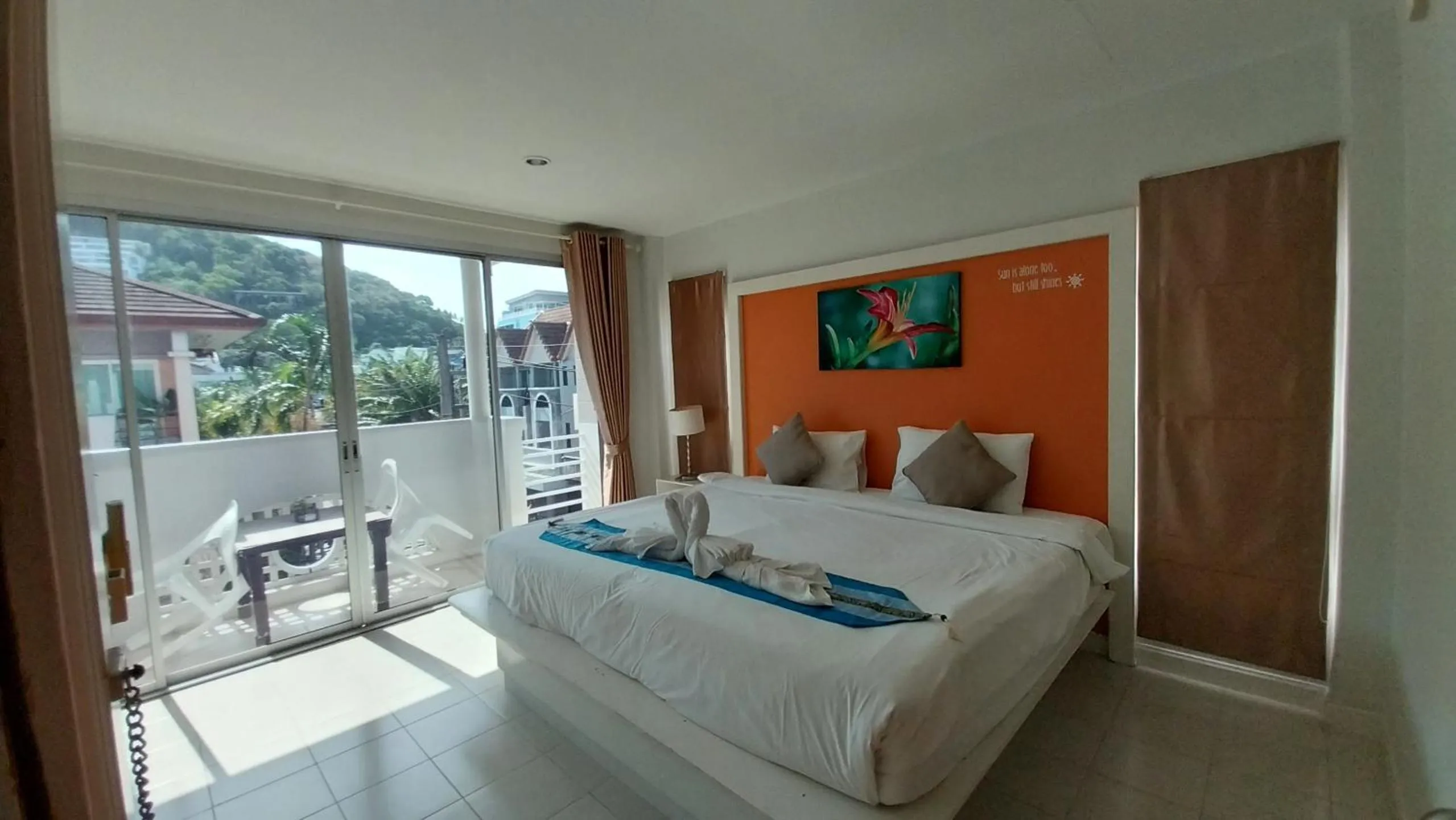 Bed in Phuket Racha Kata Homestay