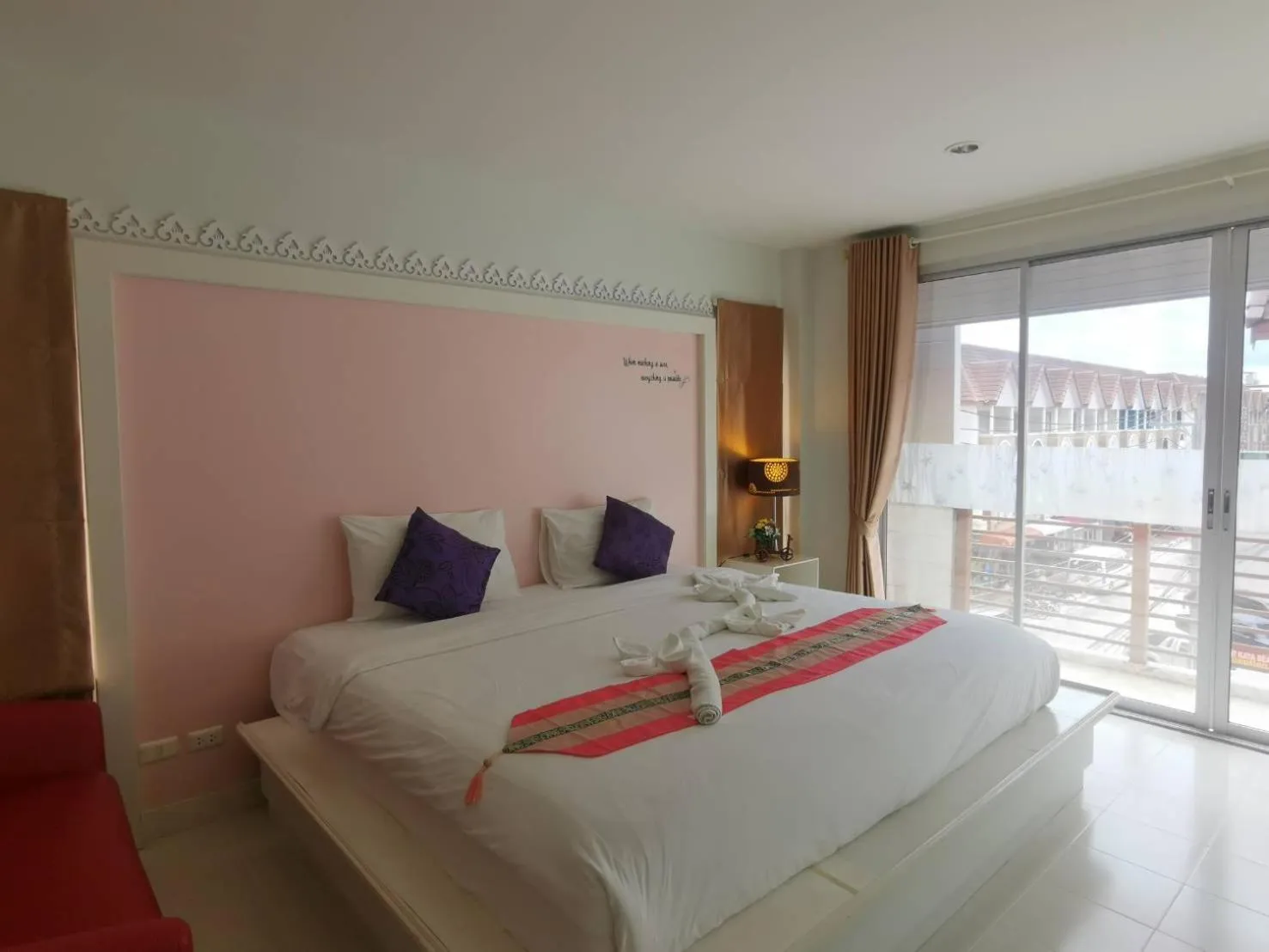 Bed in Phuket Racha Kata Homestay