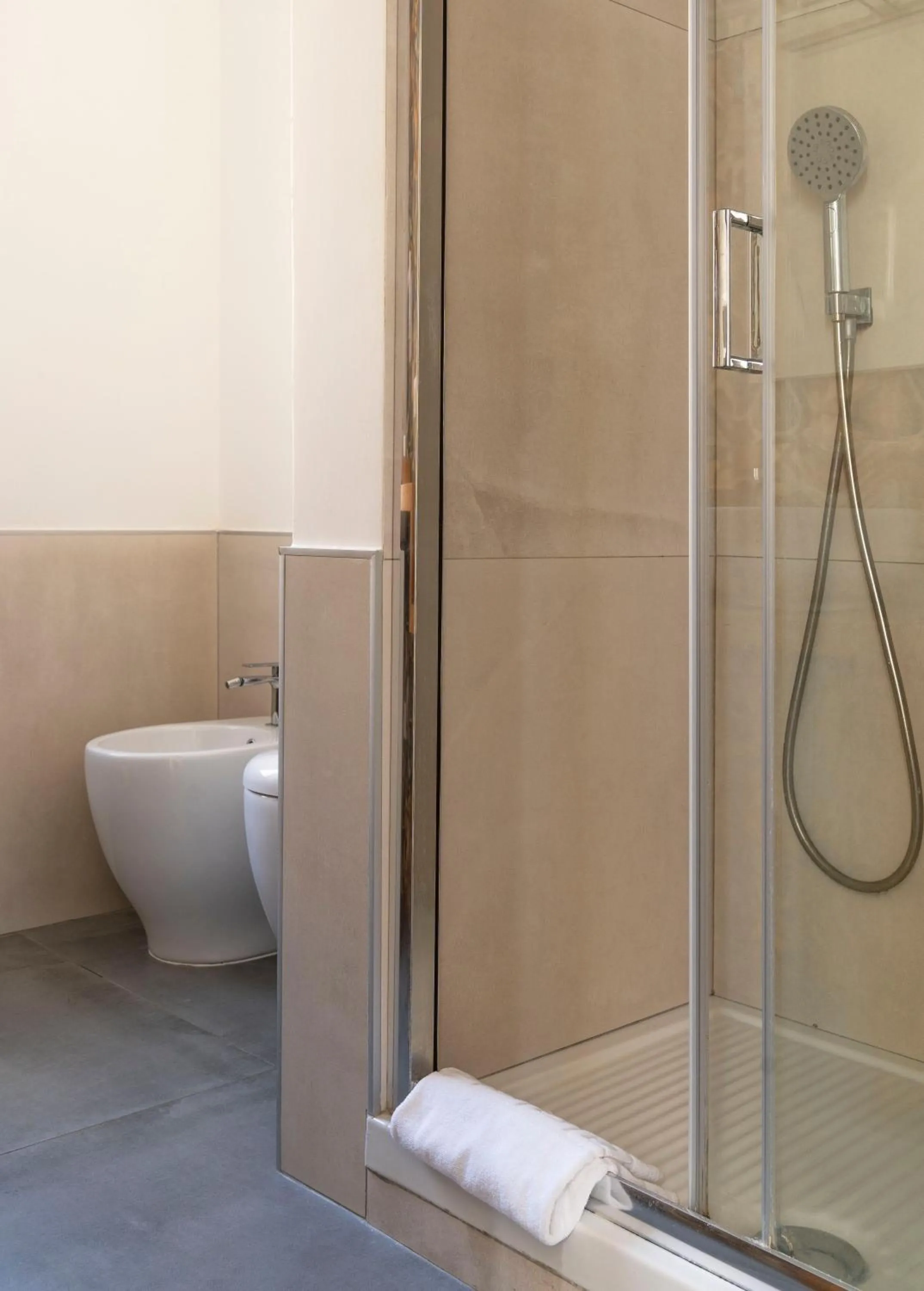 Bathroom in La Via del Mare