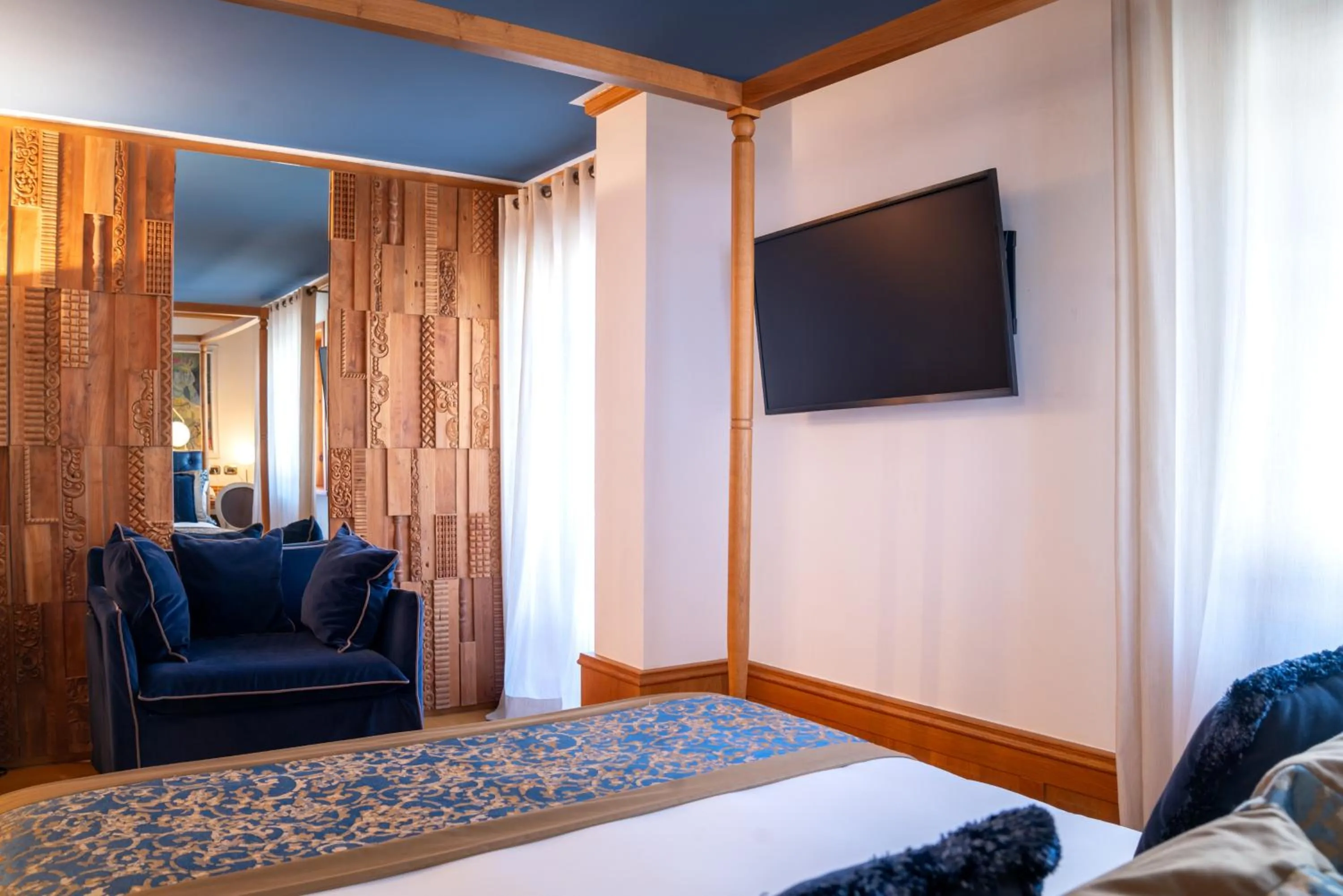 Bedroom, Bed in Ambra Cortina Luxury&Fashion Hotel